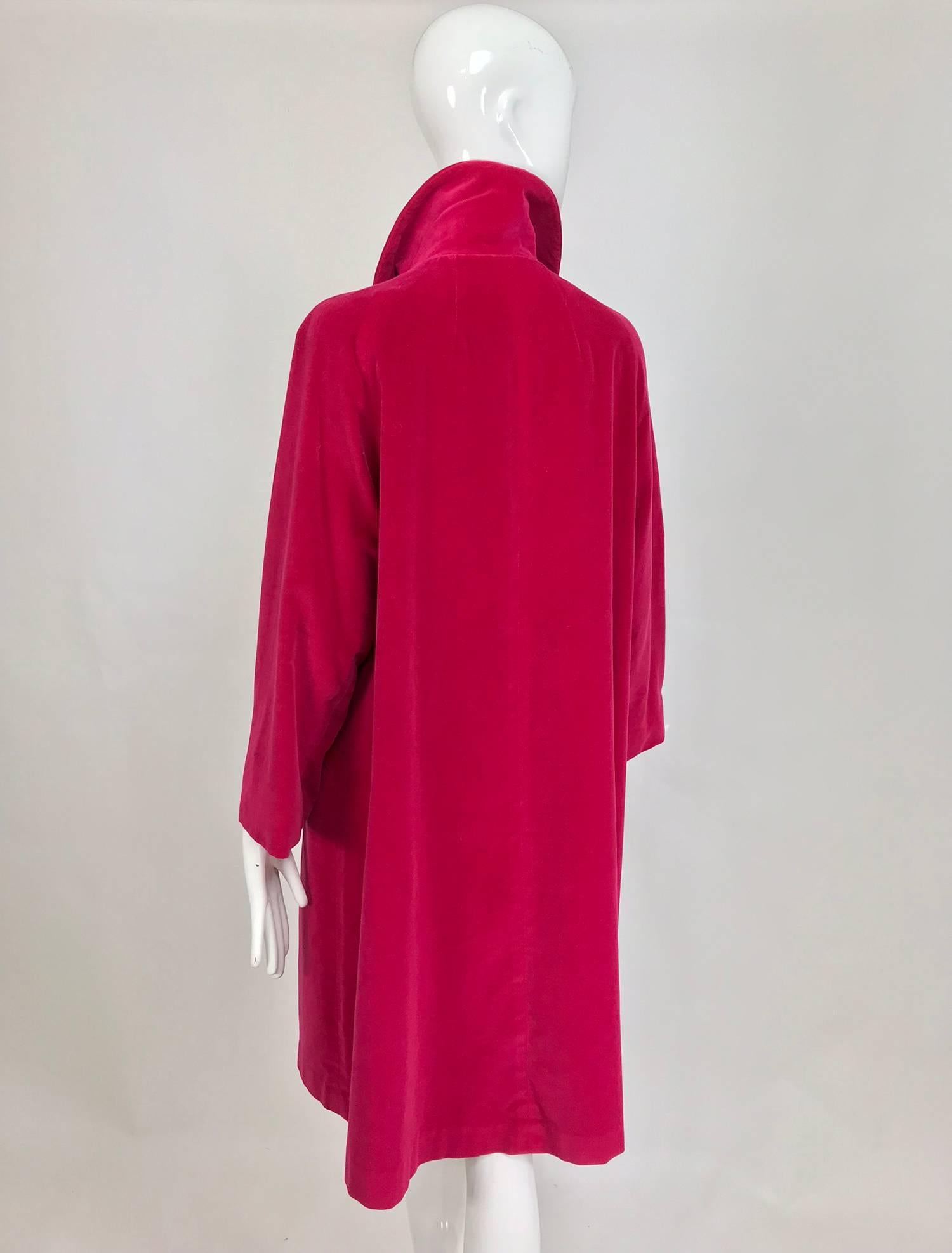 Pink Marguerite Rubel San Francisco bright pink velvet coat 1960s