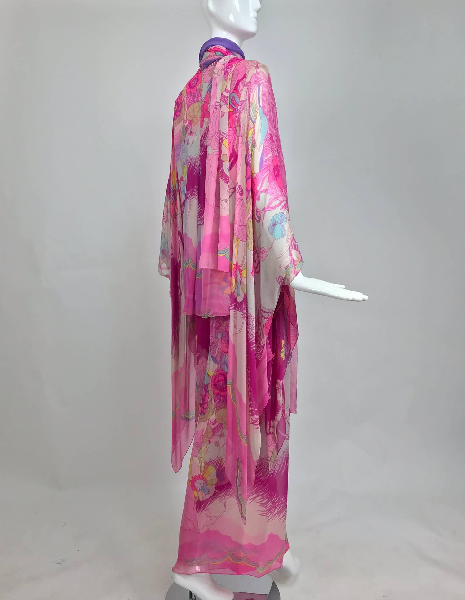 Hanae Mori pink floral silk kimono evening set in The Mets Collection 1966-69 In Excellent Condition In West Palm Beach, FL