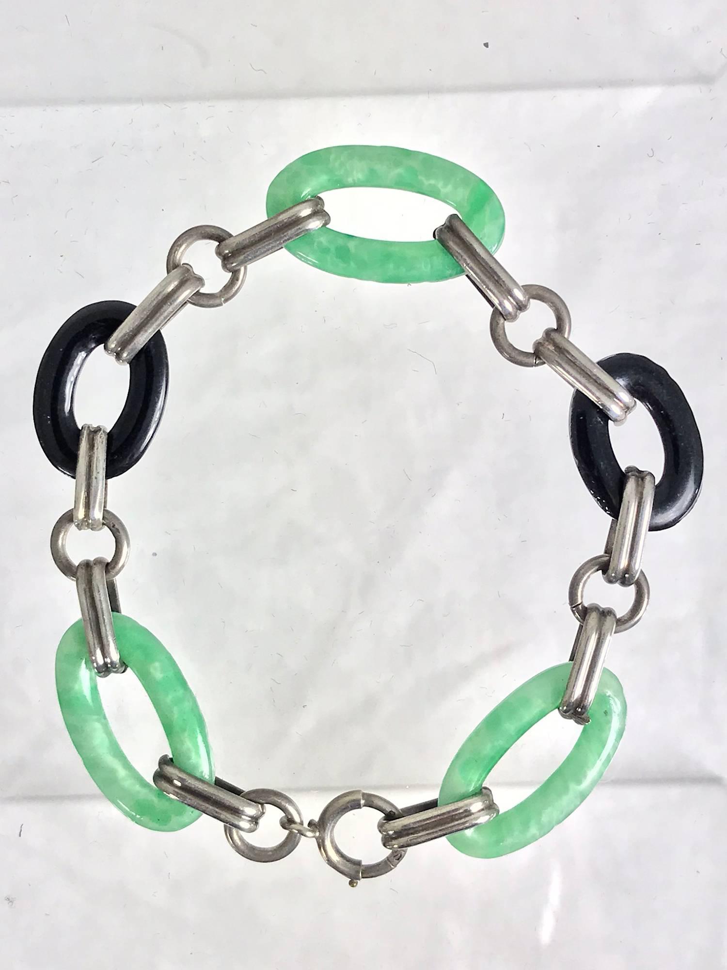 Art Deco sterling jade and onyx bracelet 1930s In Excellent Condition In West Palm Beach, FL