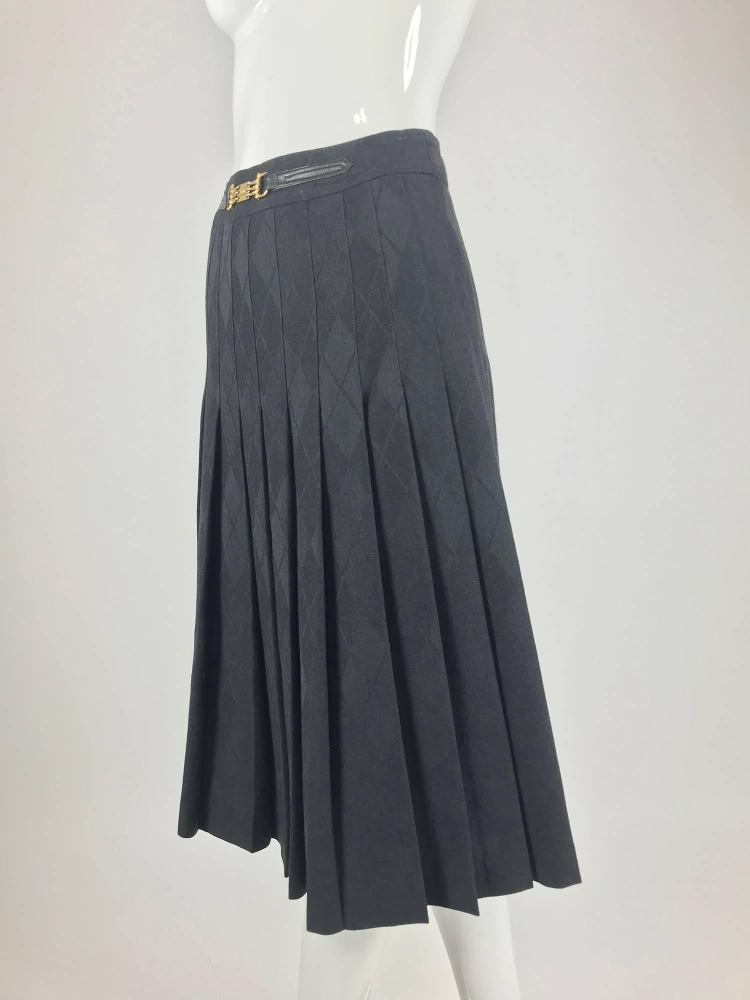 grey wool pleated skirt