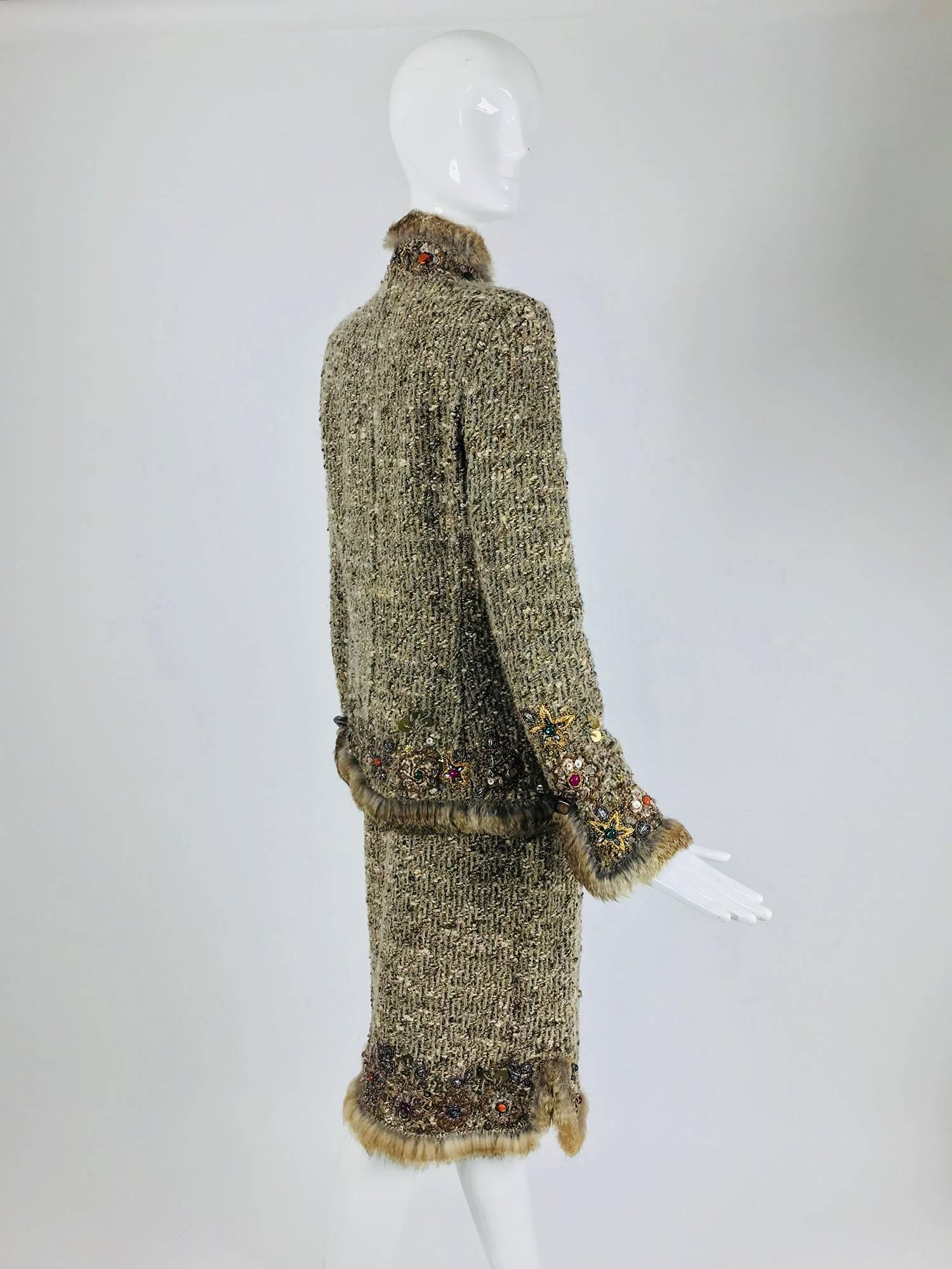 Gray Oscar de la Renta jewel and fur trim soft tweed knit skirt set 