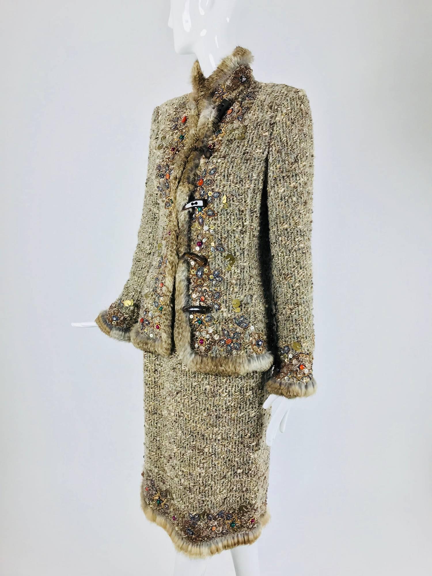 Women's Oscar de la Renta jewel and fur trim soft tweed knit skirt set 