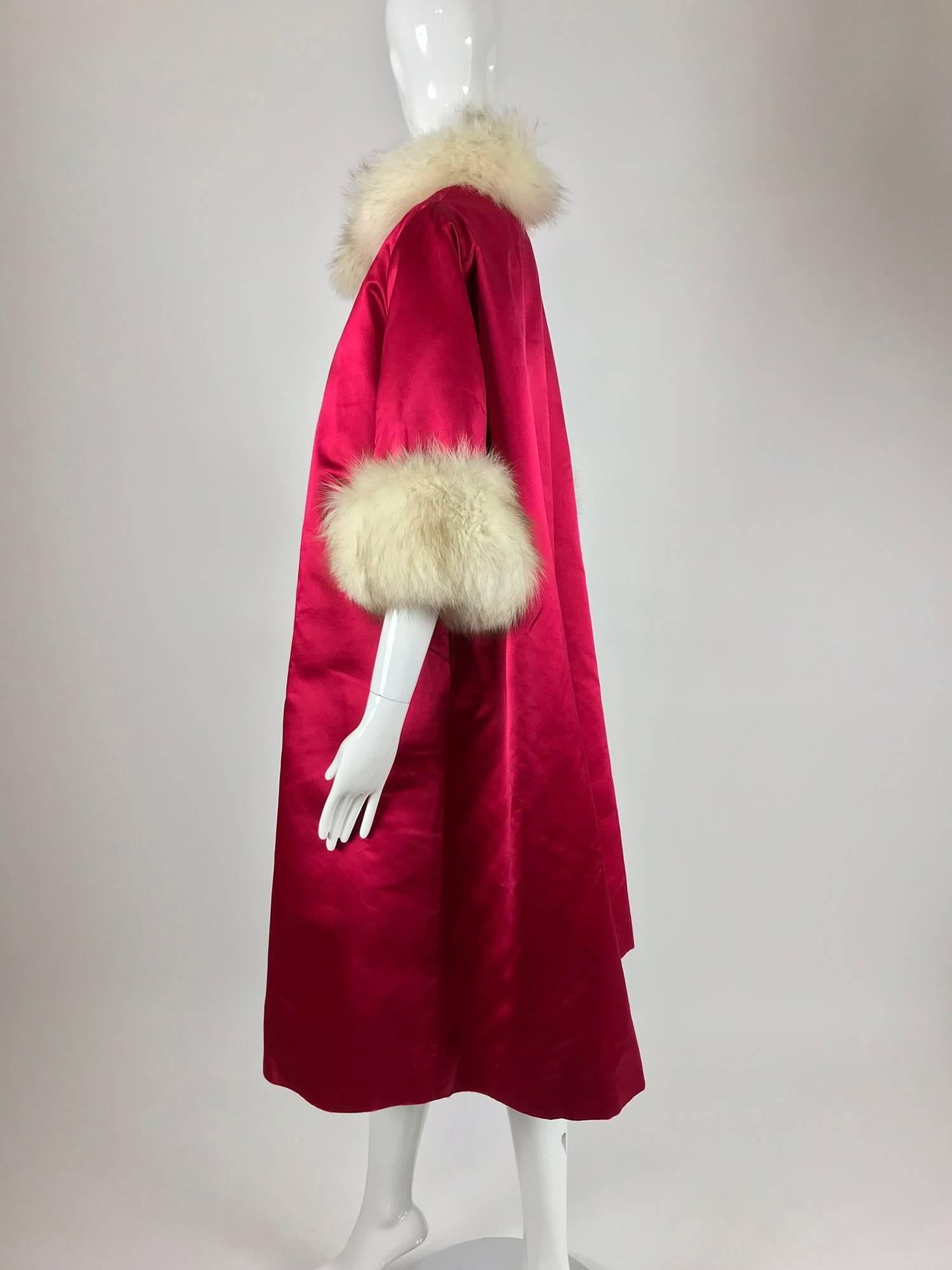 Candy Apple Red Silk Slipper Satin Fox Fur Trimmed Evening Coat 1960s In Good Condition In West Palm Beach, FL