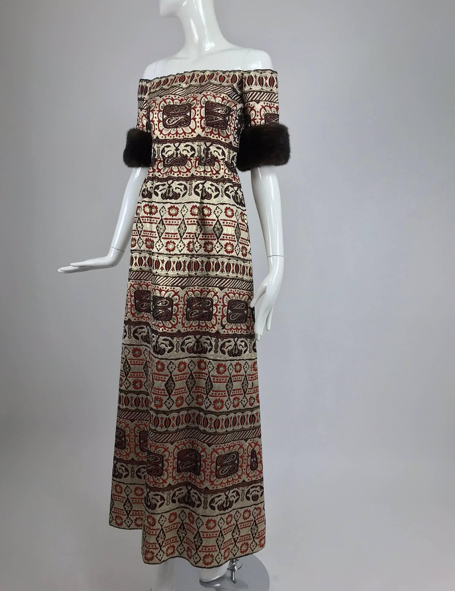 Vitnage Oscar de la Renta metallic brocade and mink trim evening dress 1970s 1