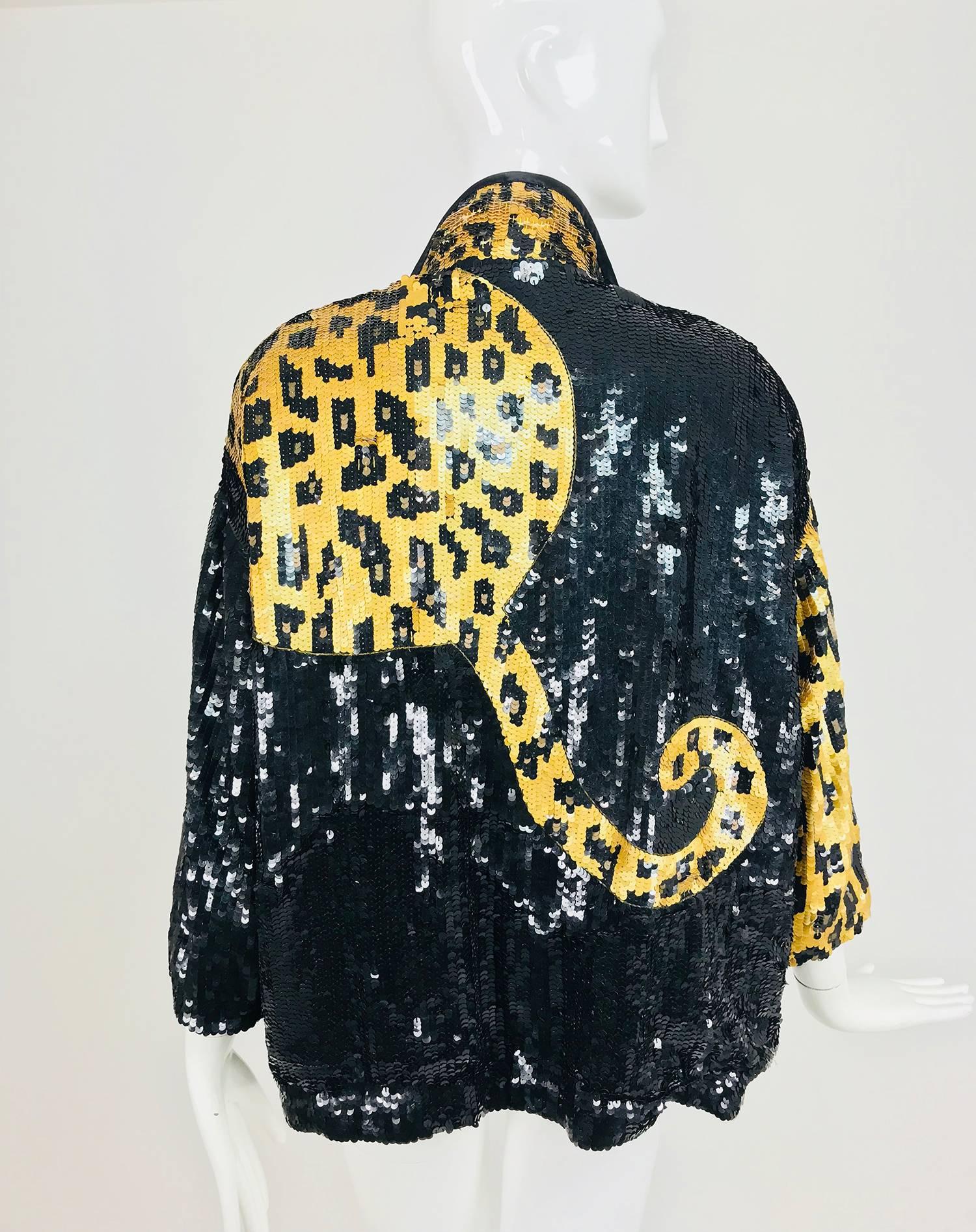 Modi Novelty Sequined Leopard Bomber jacket 1980s In Excellent Condition In West Palm Beach, FL