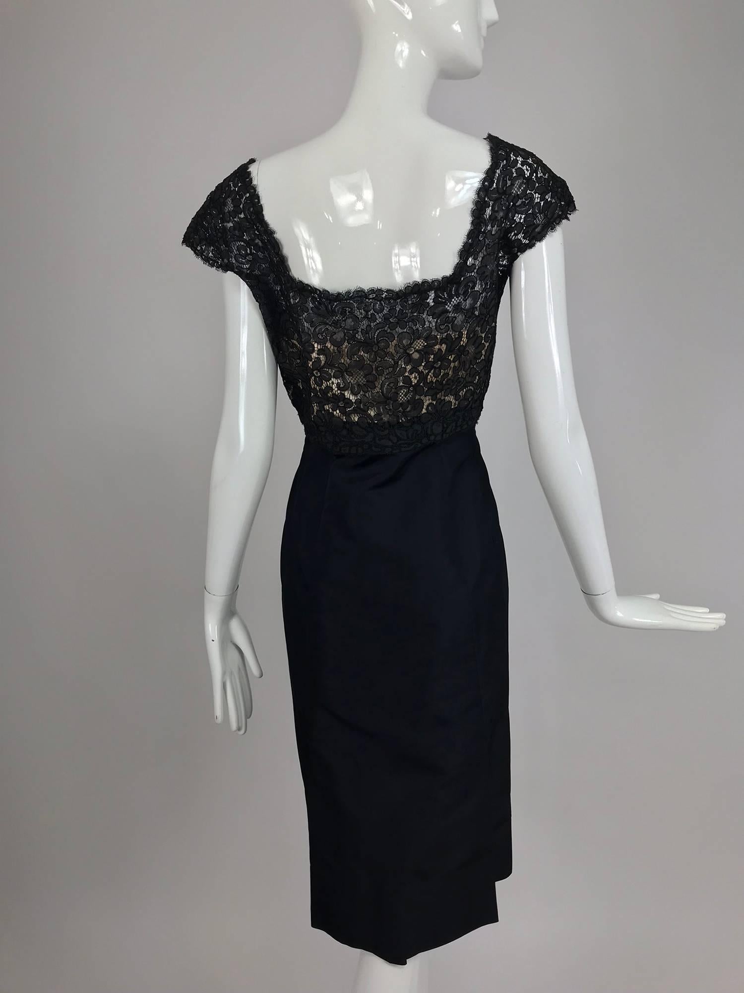 Black Vintage 1950s black silk and Guipure lace cocktail dress larger size