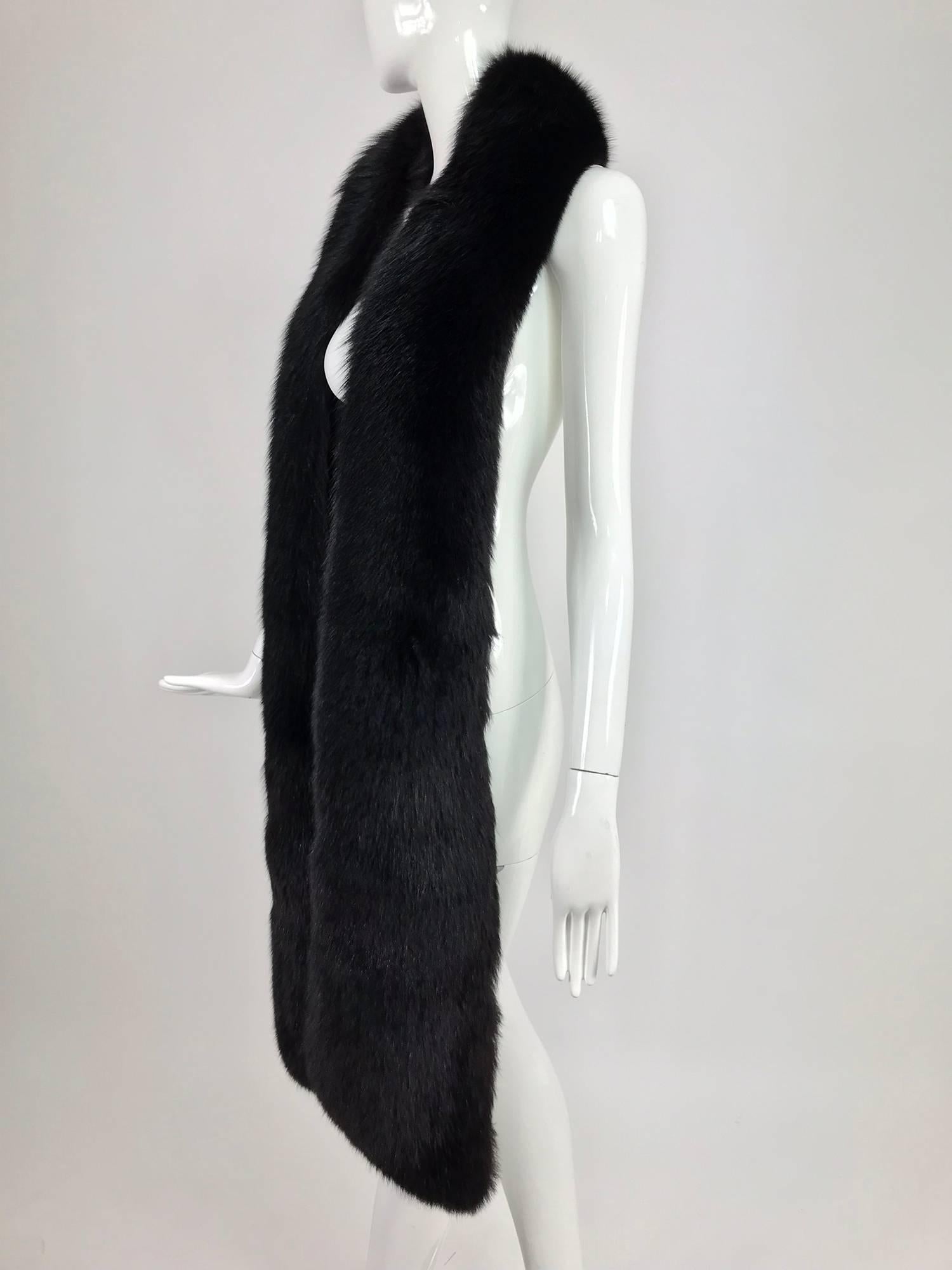 Black fox fur long stole, 1960s In Excellent Condition In West Palm Beach, FL