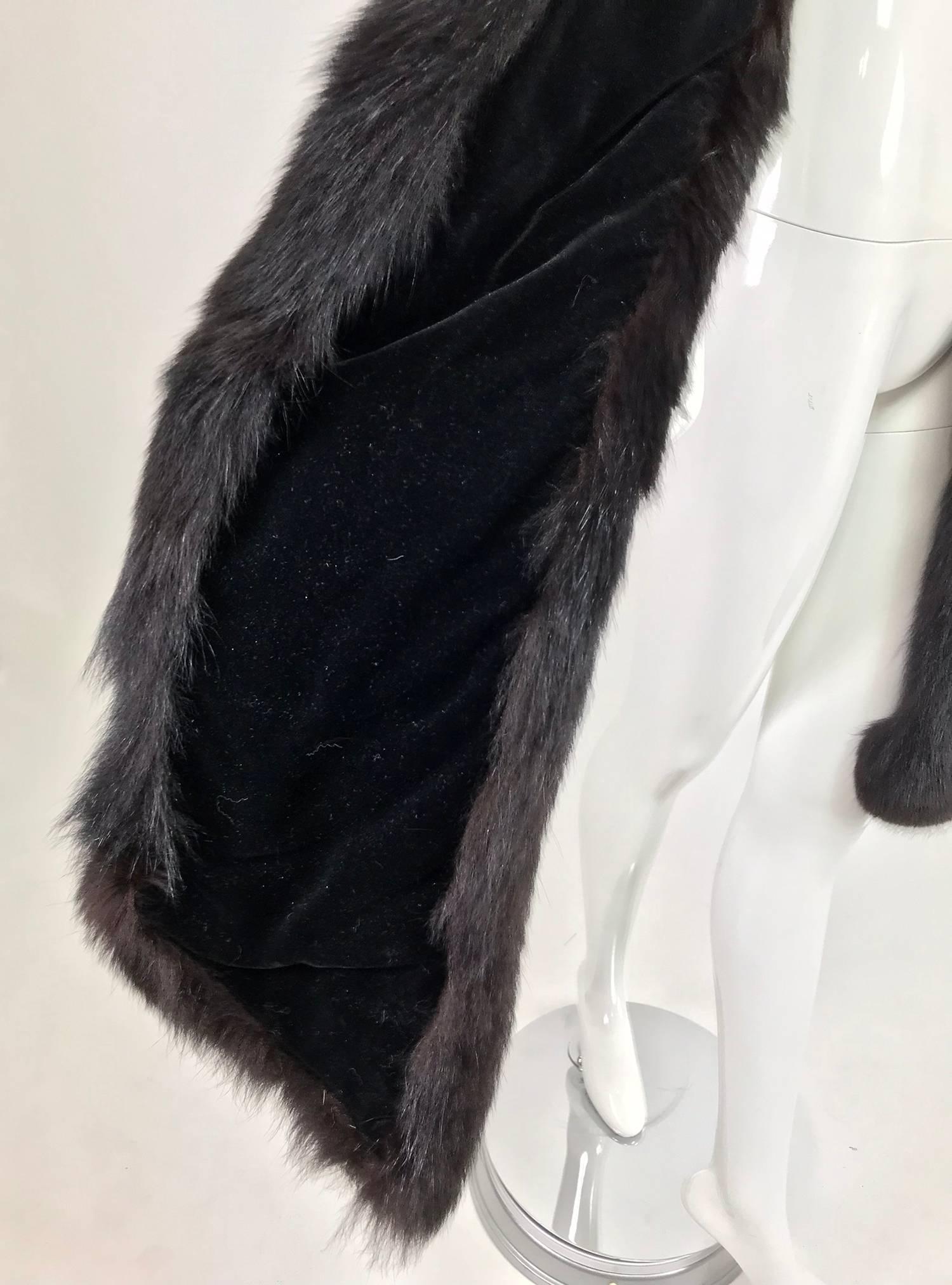 Black fox fur long stole, 1960s 3
