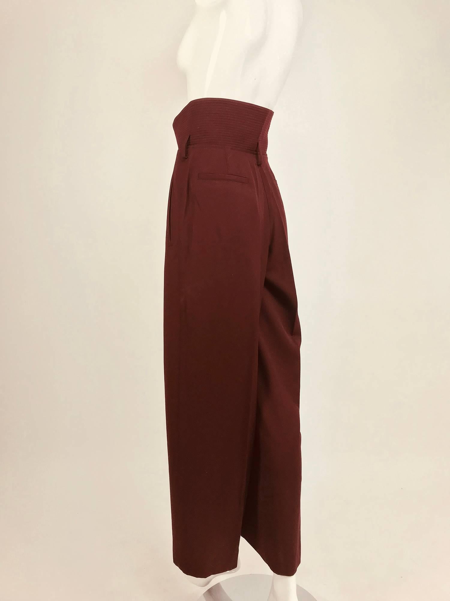 Claude Montana Shaped quilted high waist trouser Burgundy wool gabardine 1980s In Excellent Condition In West Palm Beach, FL