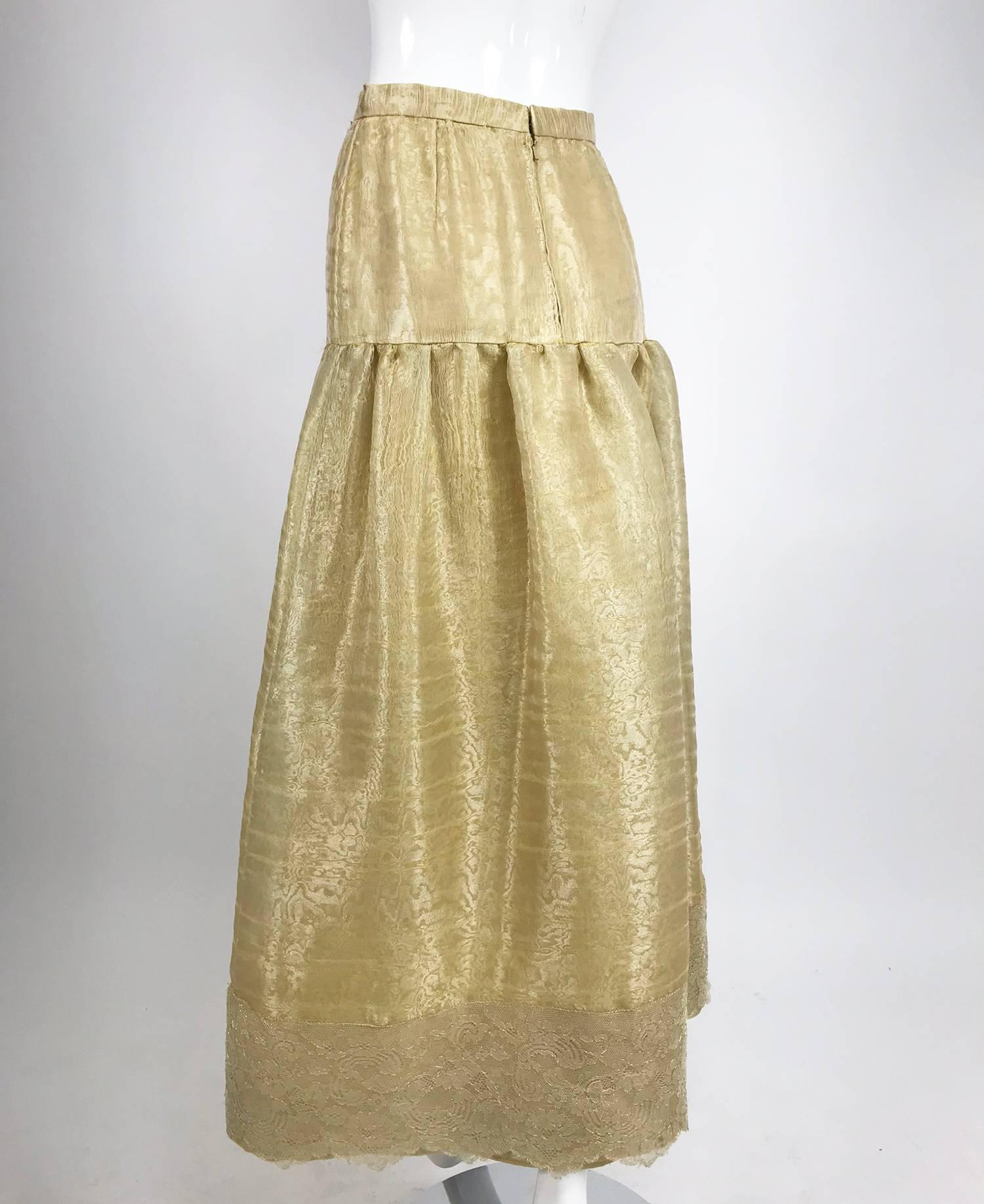 Emanuel Ungaro Studio Couture gold spun silk organza evening skirt In Excellent Condition In West Palm Beach, FL