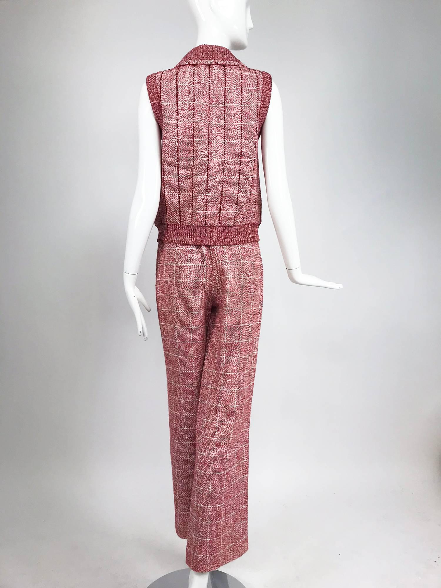 Pink Chanel red and white plaid sequin vest and trouser set 2001P