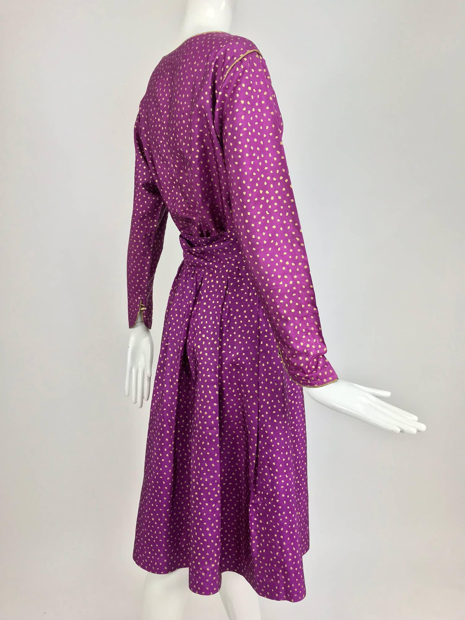 Yves Saint Laurent fuchsia and gold silk print skirt set 1970s In Excellent Condition In West Palm Beach, FL