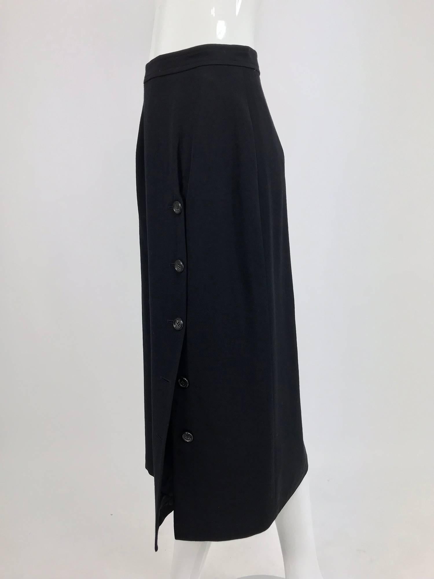 Women's Comme des Garcons black side button front skirt