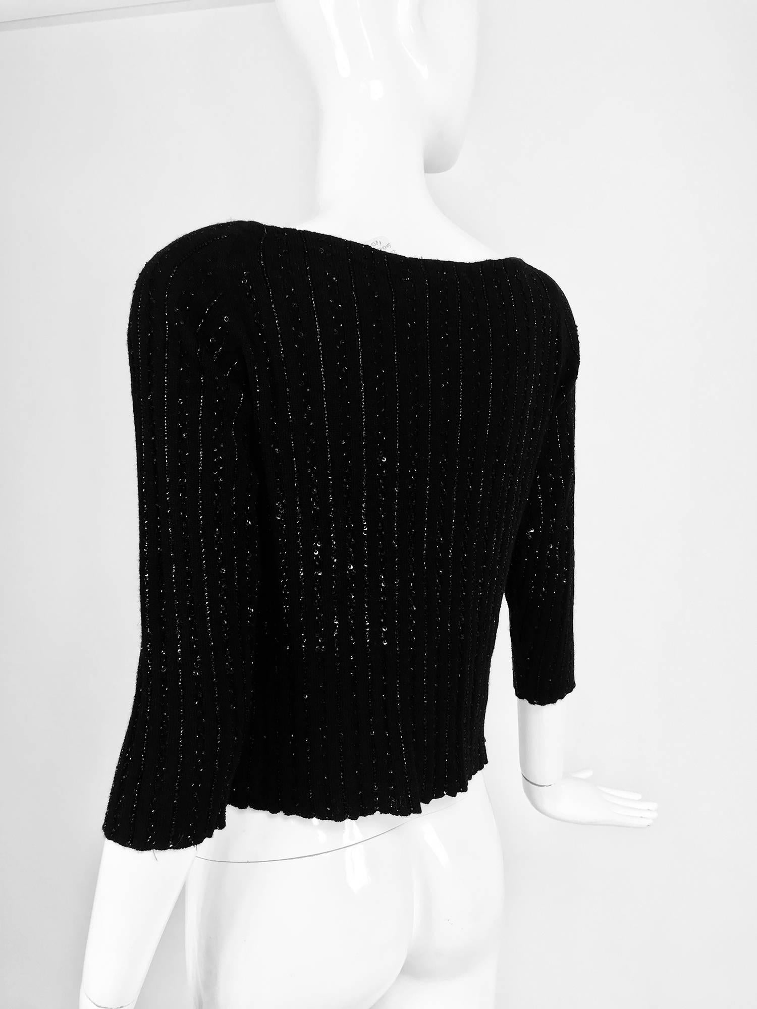 Women's Oscar de la Renta black beaded 100% cashmere pullover sweater