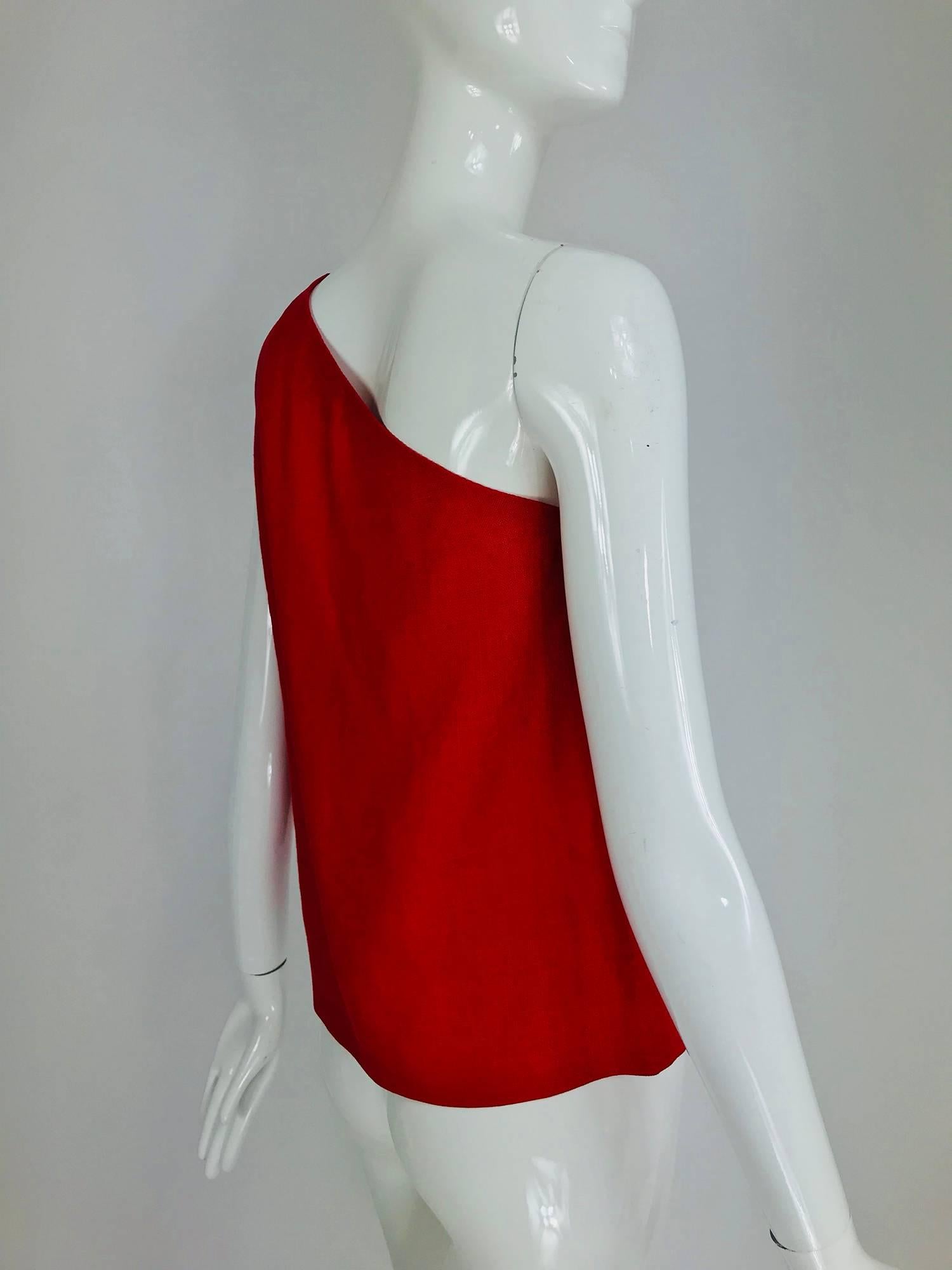 Bill Blass red linen one shoulder top 1970s In Excellent Condition In West Palm Beach, FL