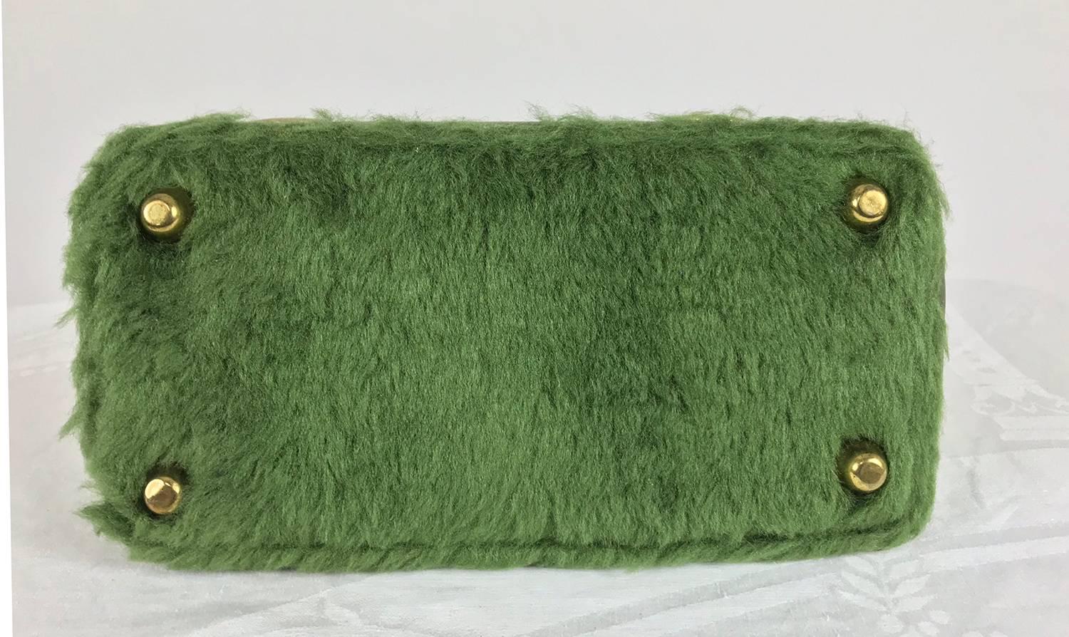 Women's Roger Van S avocado green leather and faux fur handbag gold hardware 1960s NWT