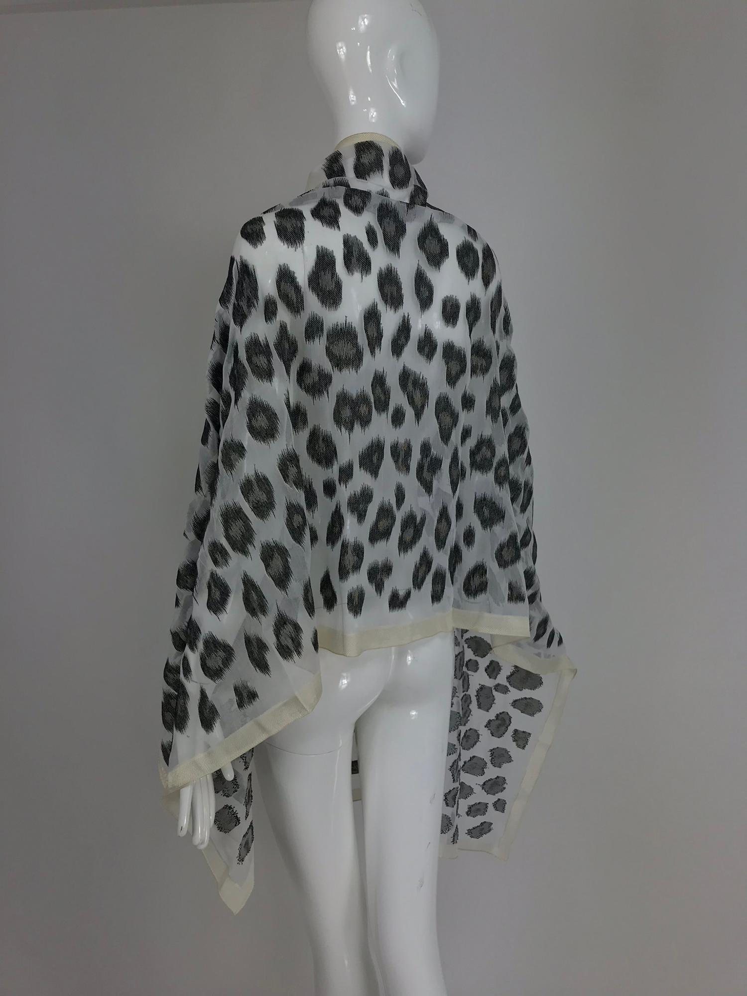 Giorgio Armani large sheer cream and woven black silk leopard spot shawl In Excellent Condition In West Palm Beach, FL