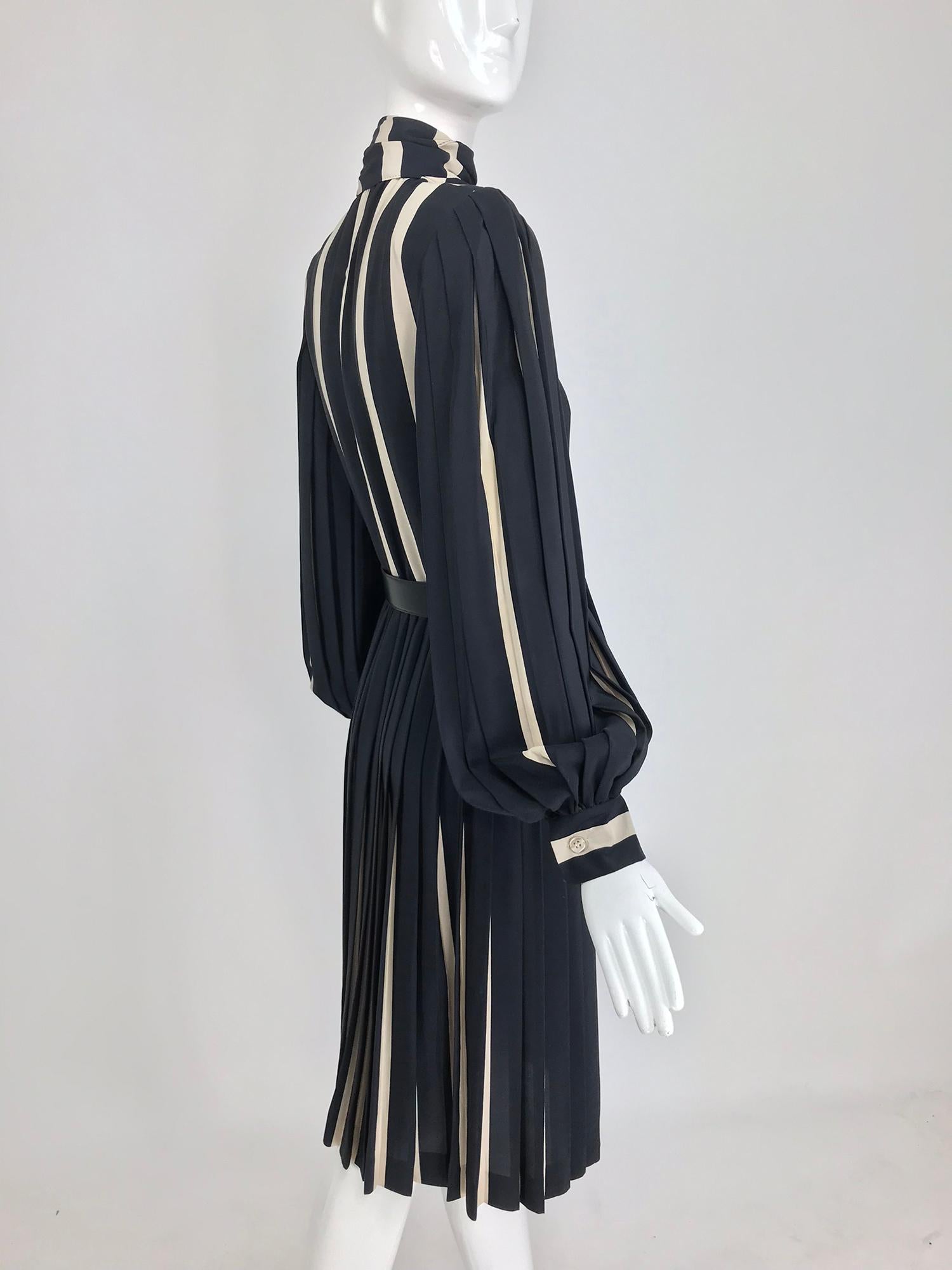 Women's Bill Blass pleated silk black and tan stripe dress 1970s