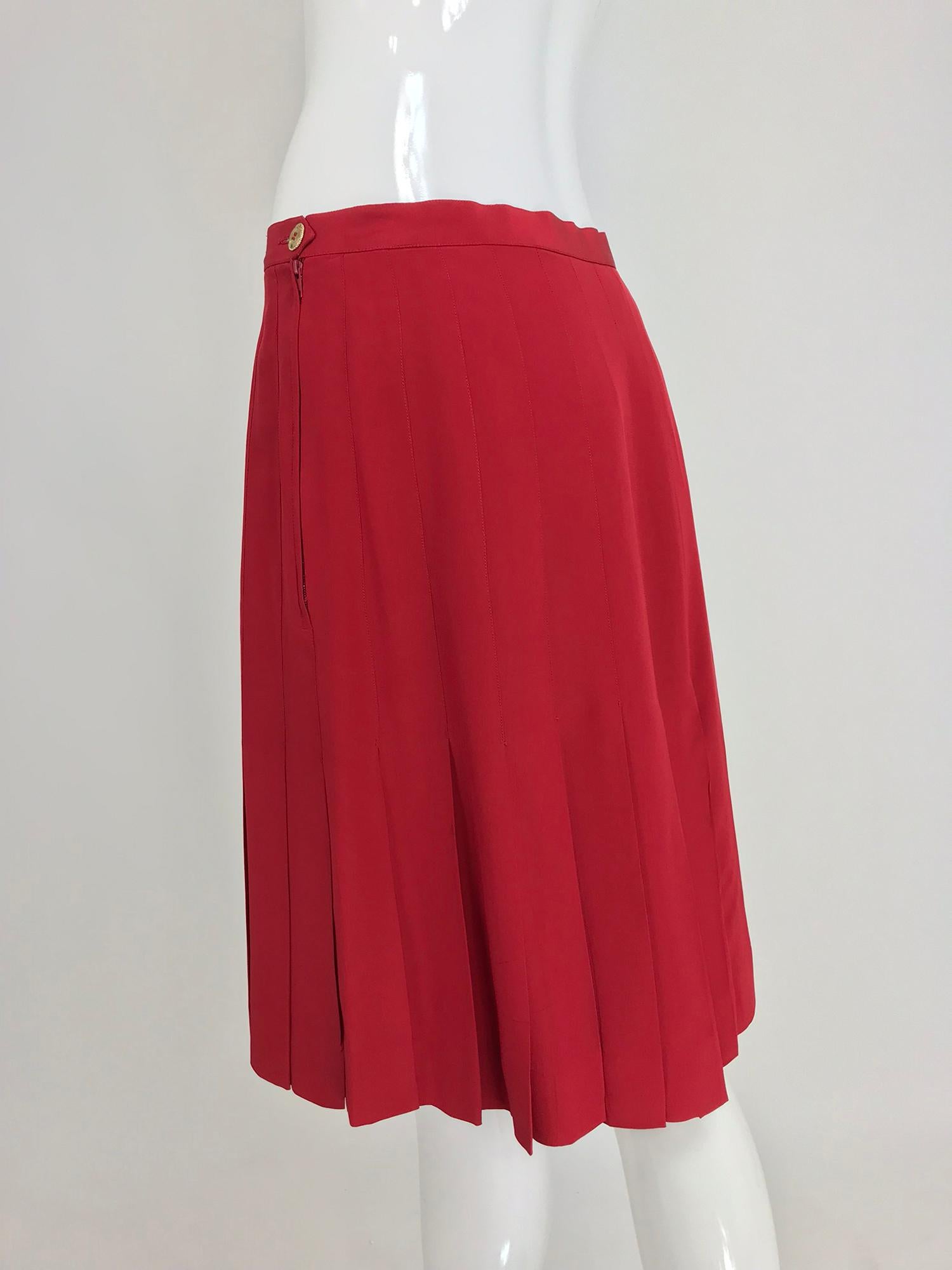 Women's Chanel Red Silk Stitch Down Pleated Skirt 