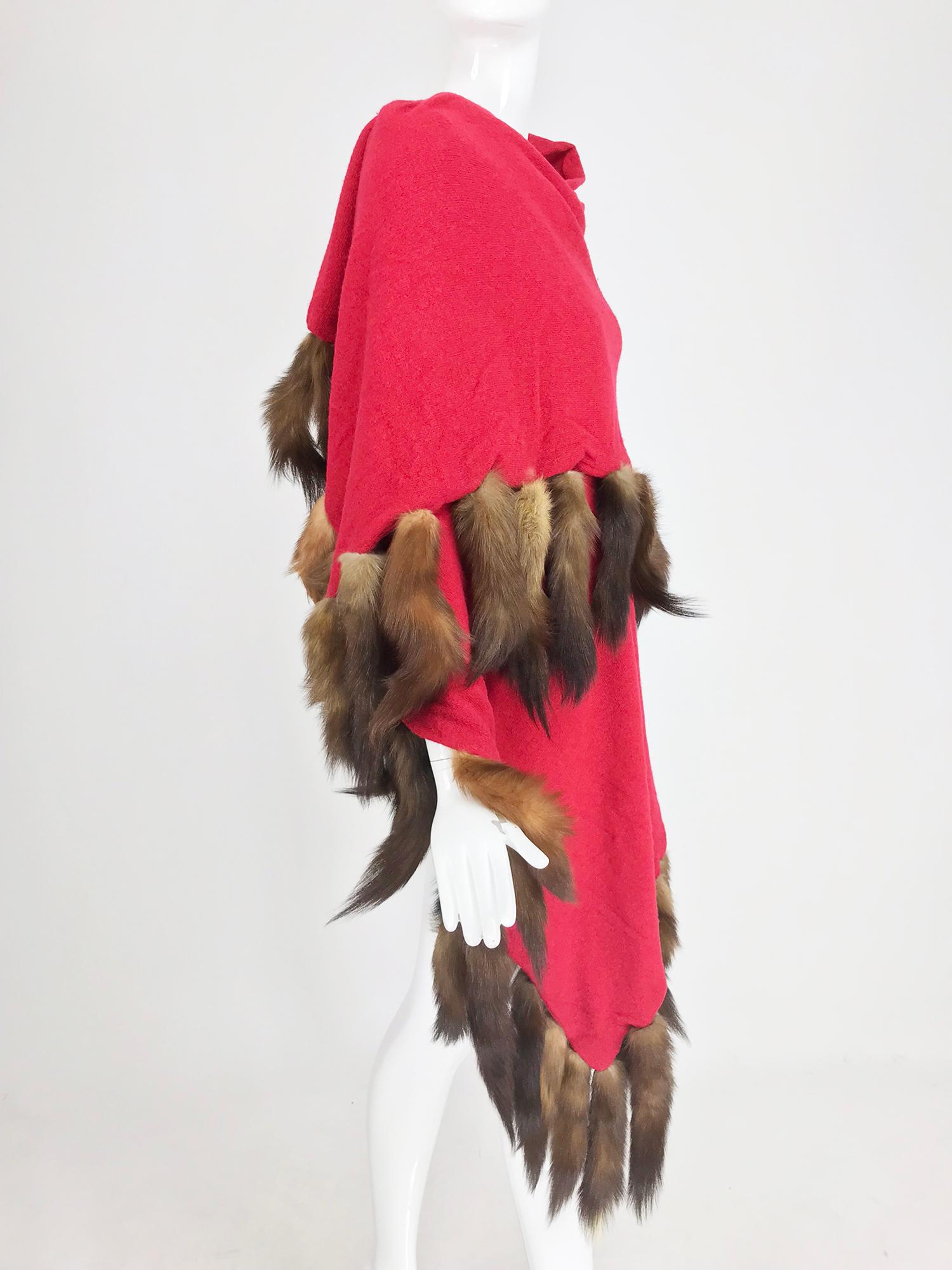 Adrienne Landau Red Wool Knit shawl with mink tail trim 1980s 9