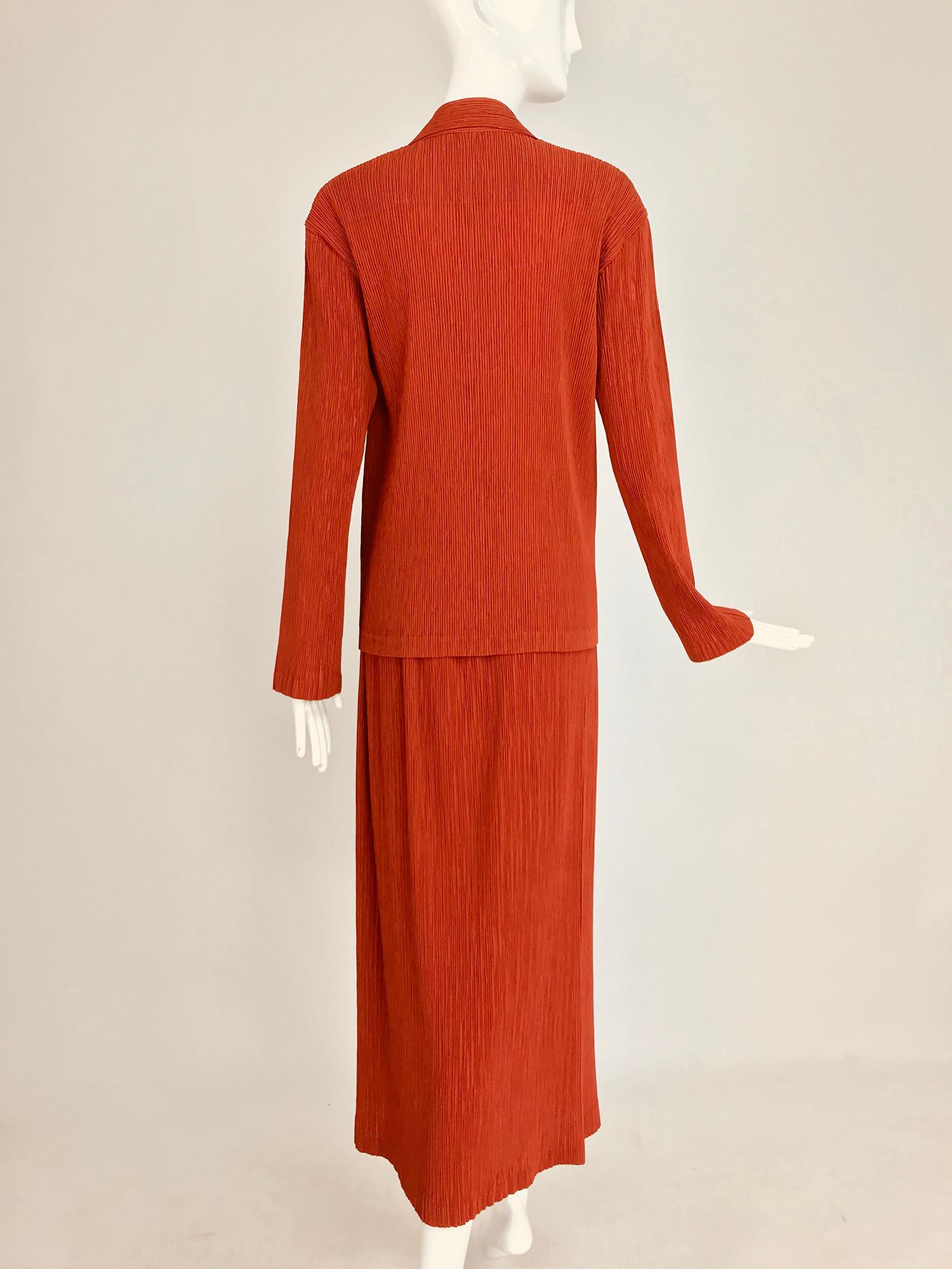 Issey Miyake Fete paprika pleated top and skirt set  In Excellent Condition In West Palm Beach, FL
