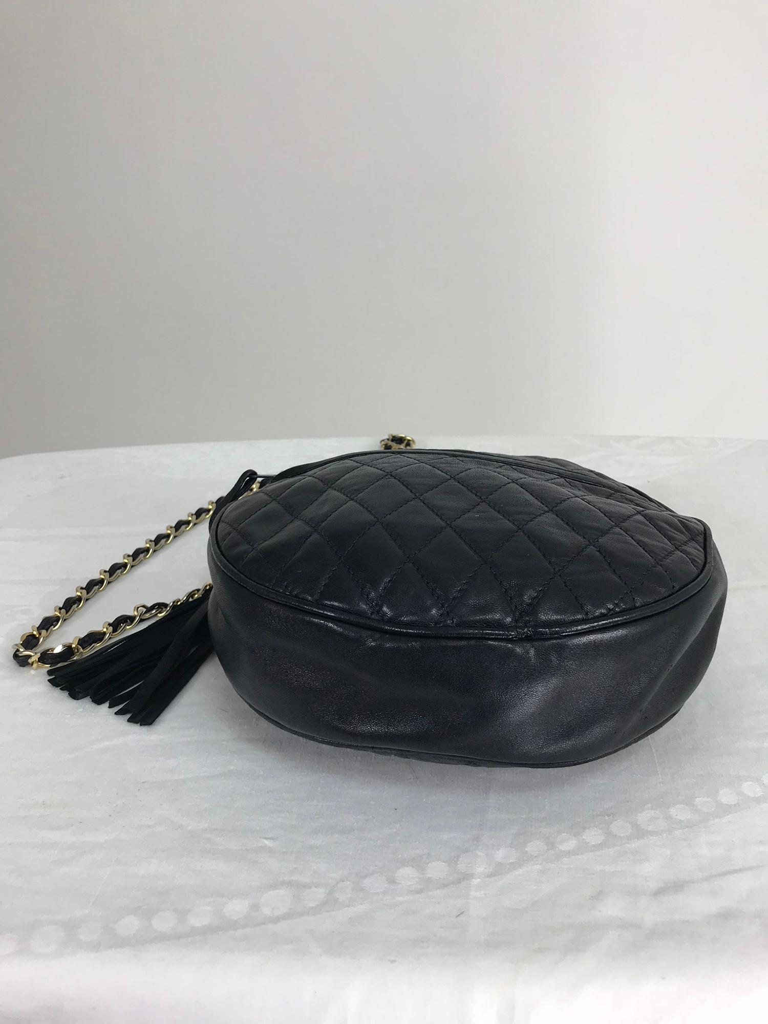 Women's SISO Italy Navy Lambskin quilted leather round shoulder bag 1980s