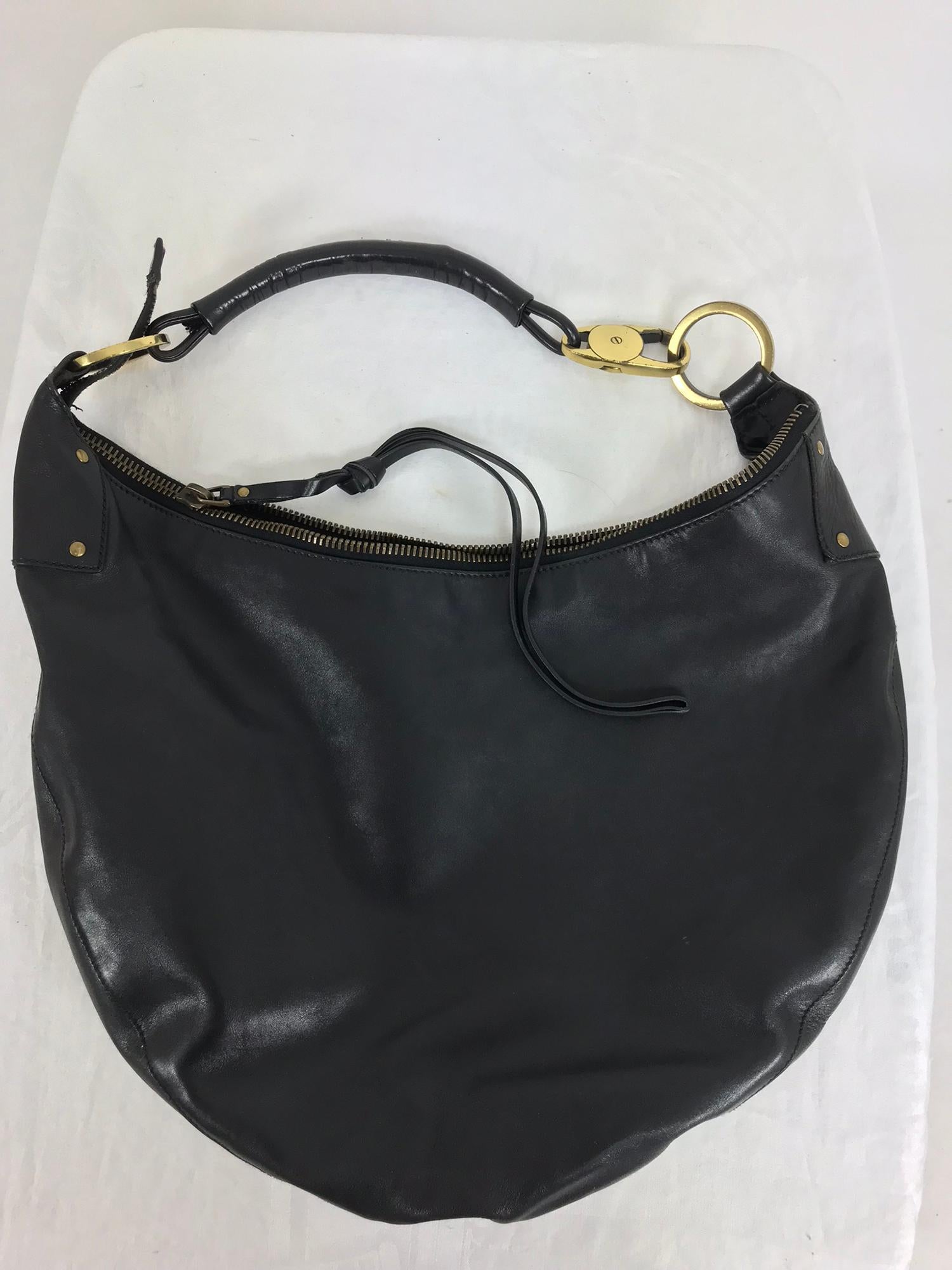 Gucci Black Leather shoulder bag with gold hardware 6