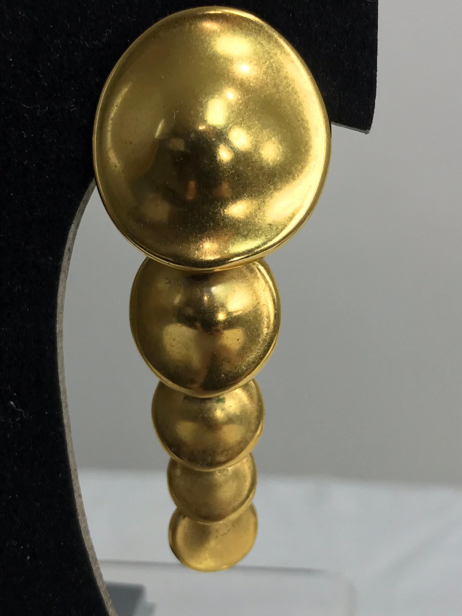 robert morris earrings