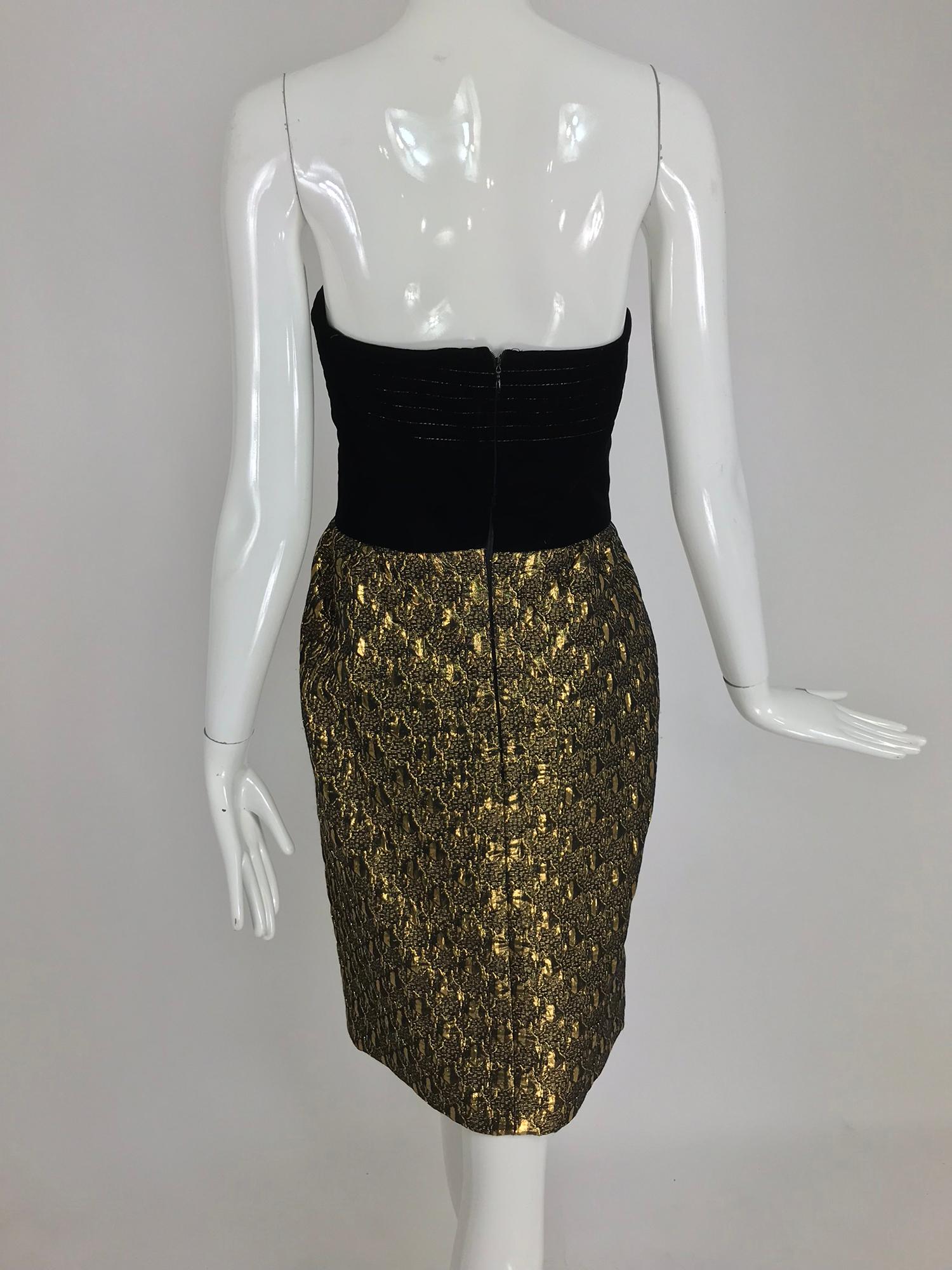 Women's Jacqueline de Ribes gold metallic and black velvet strapless cocktail dress 