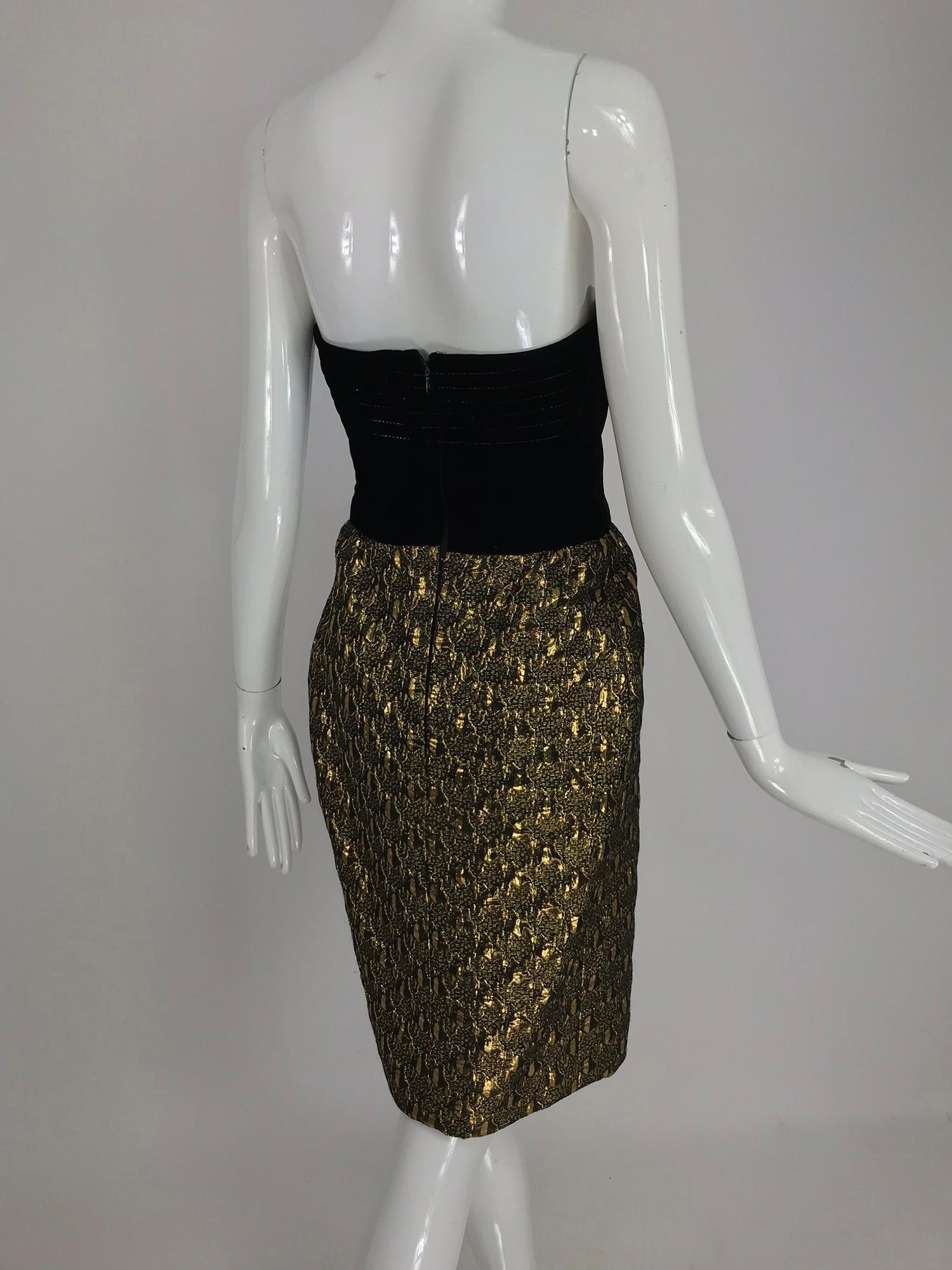 Jacqueline de Ribes gold metallic and black velvet strapless cocktail dress  2
