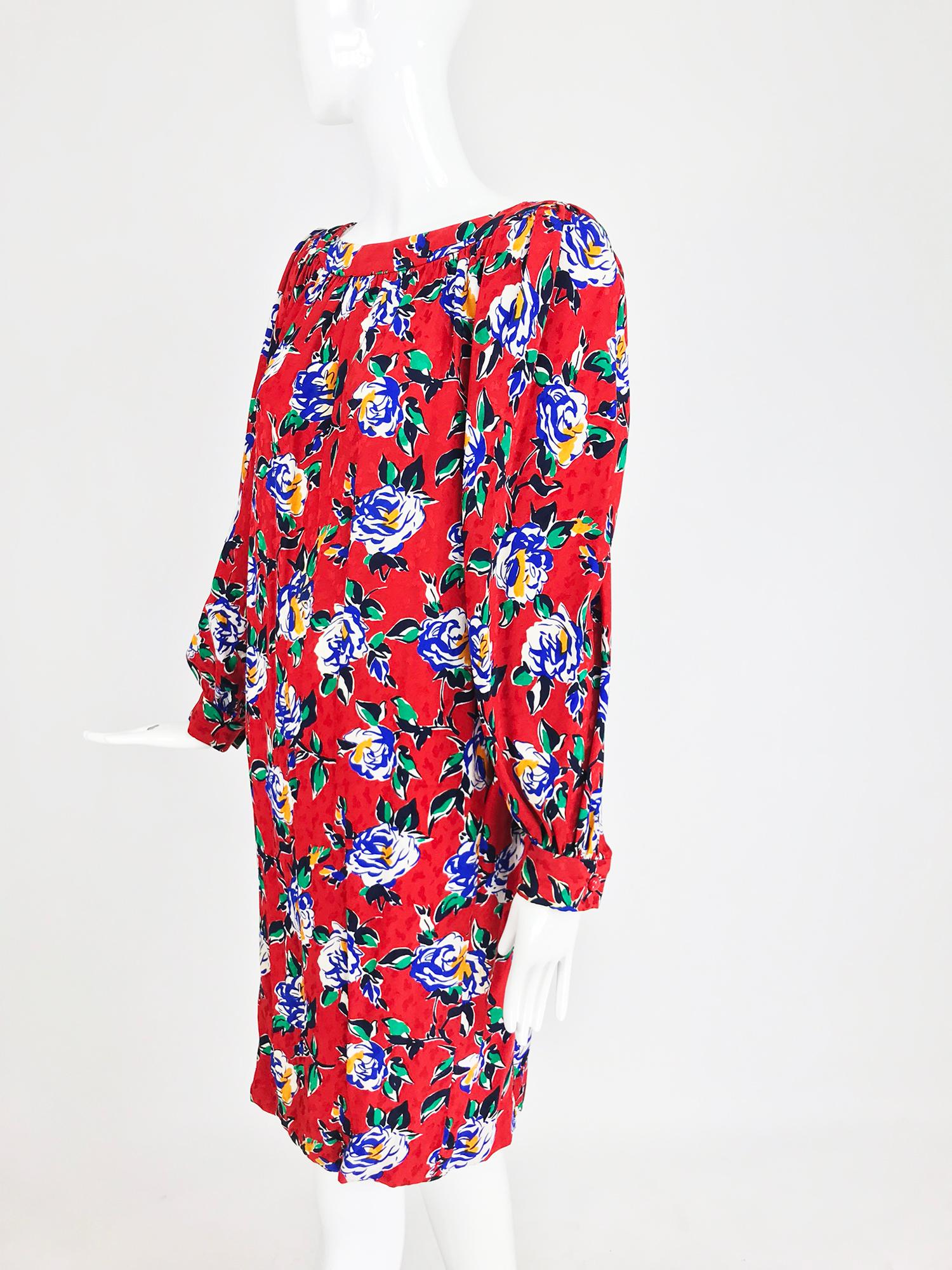 Yves Saint Laurent Red Floral Silk Jacquard Scoop Neck Dress 1990s In Good Condition In West Palm Beach, FL