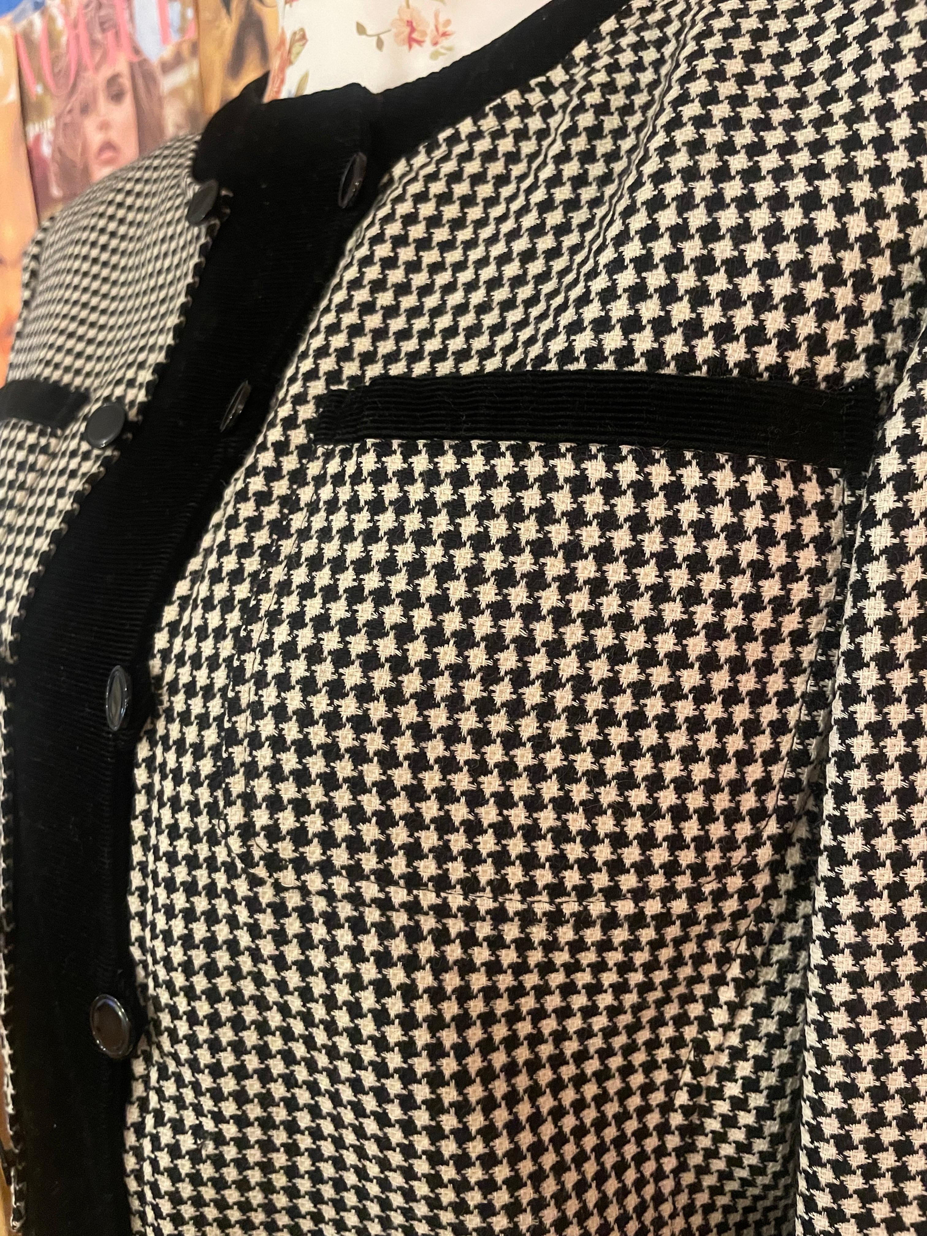 1990s  Giacca vintage in pied de poule di Emanuel Ungaro in vendita 3