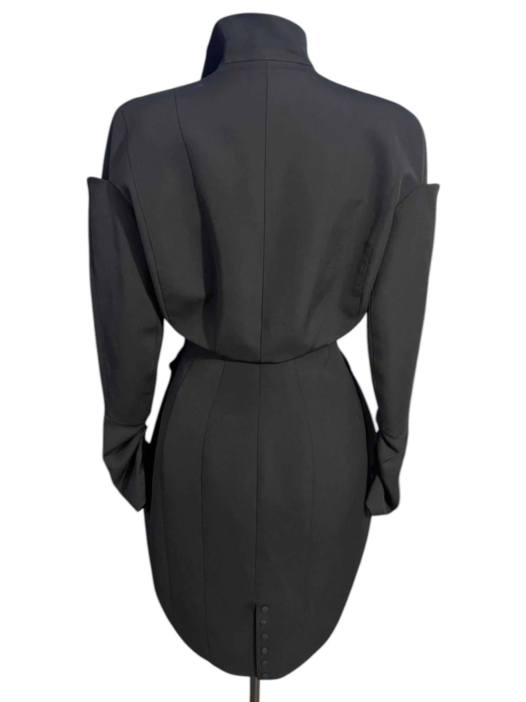 F/W 1995 Thierry Mugler Black Iconic Sculptural Archival Runway Jacket For Sale 9