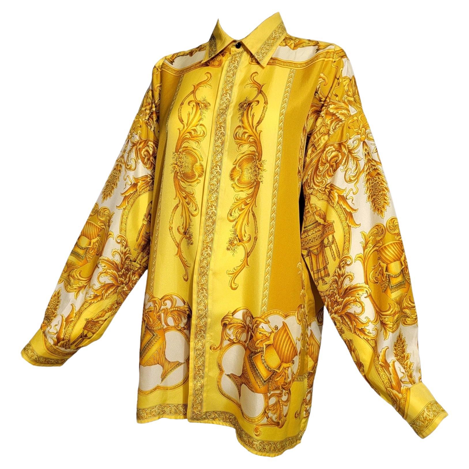 Gianni Versace Rococo Silk Shirt Men’s IT48 from 1995 In Excellent Condition For Sale In Concord, NC