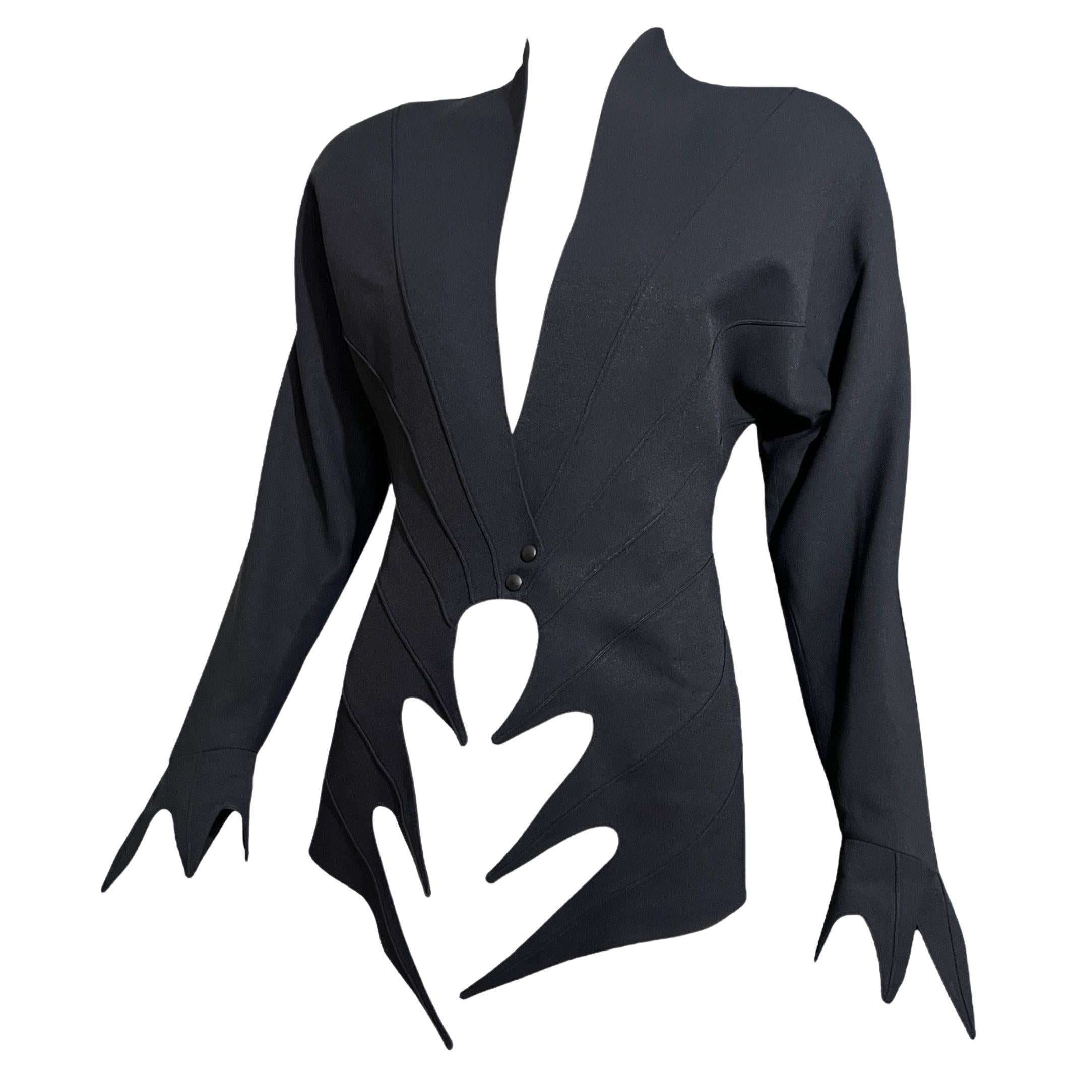 Noir S/S 1989 Thierry Mugler Runway Sculptural Black Pointed Cutout Jacket  en vente