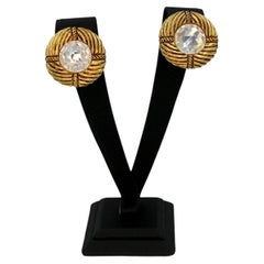 Boucles d'oreilles vintage à clip de Chanel, 1970S