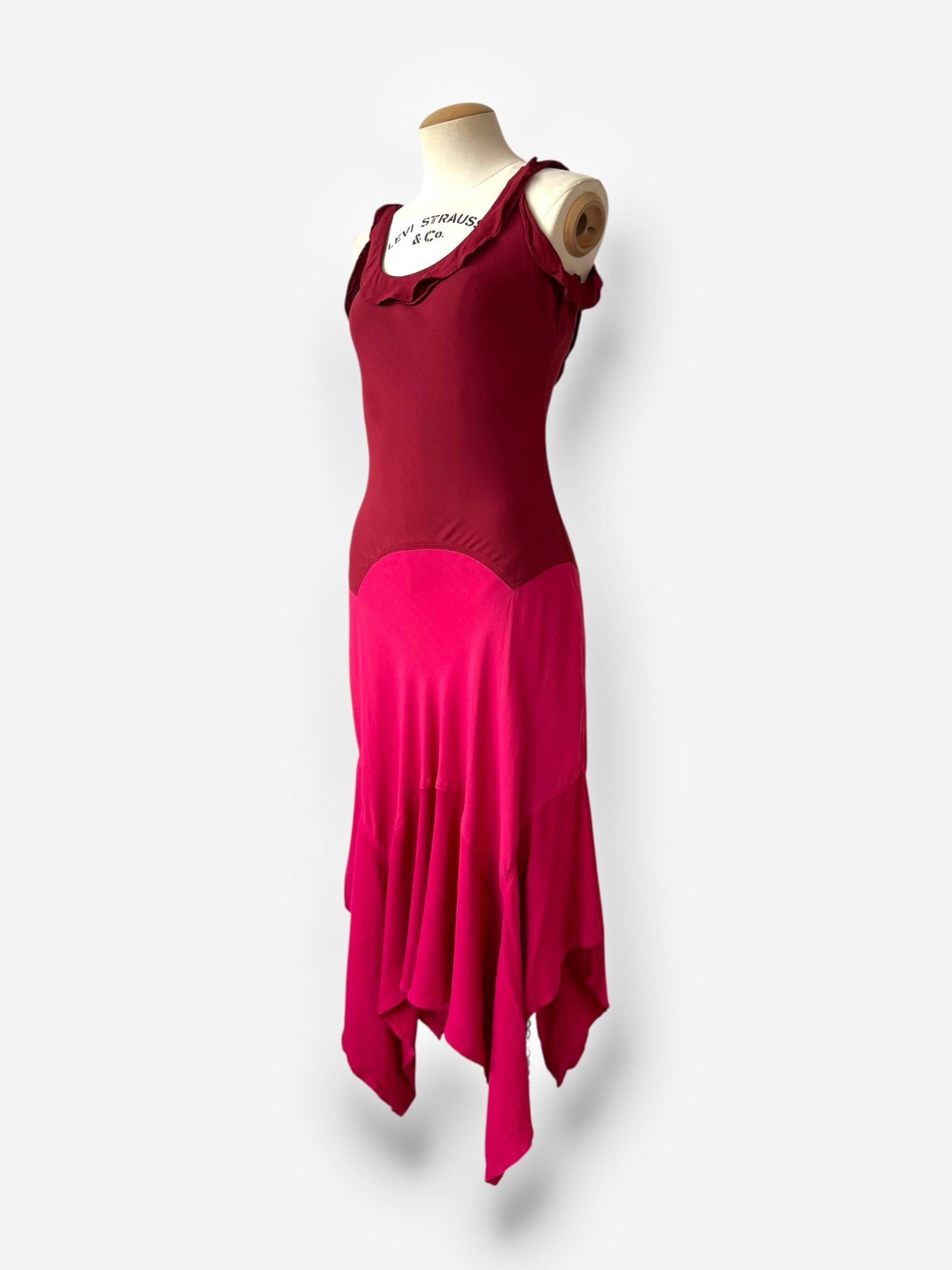 Robe asymétrique Yves Saint Laurent by Tom Ford, 2004 Printemps / Été en vente 1