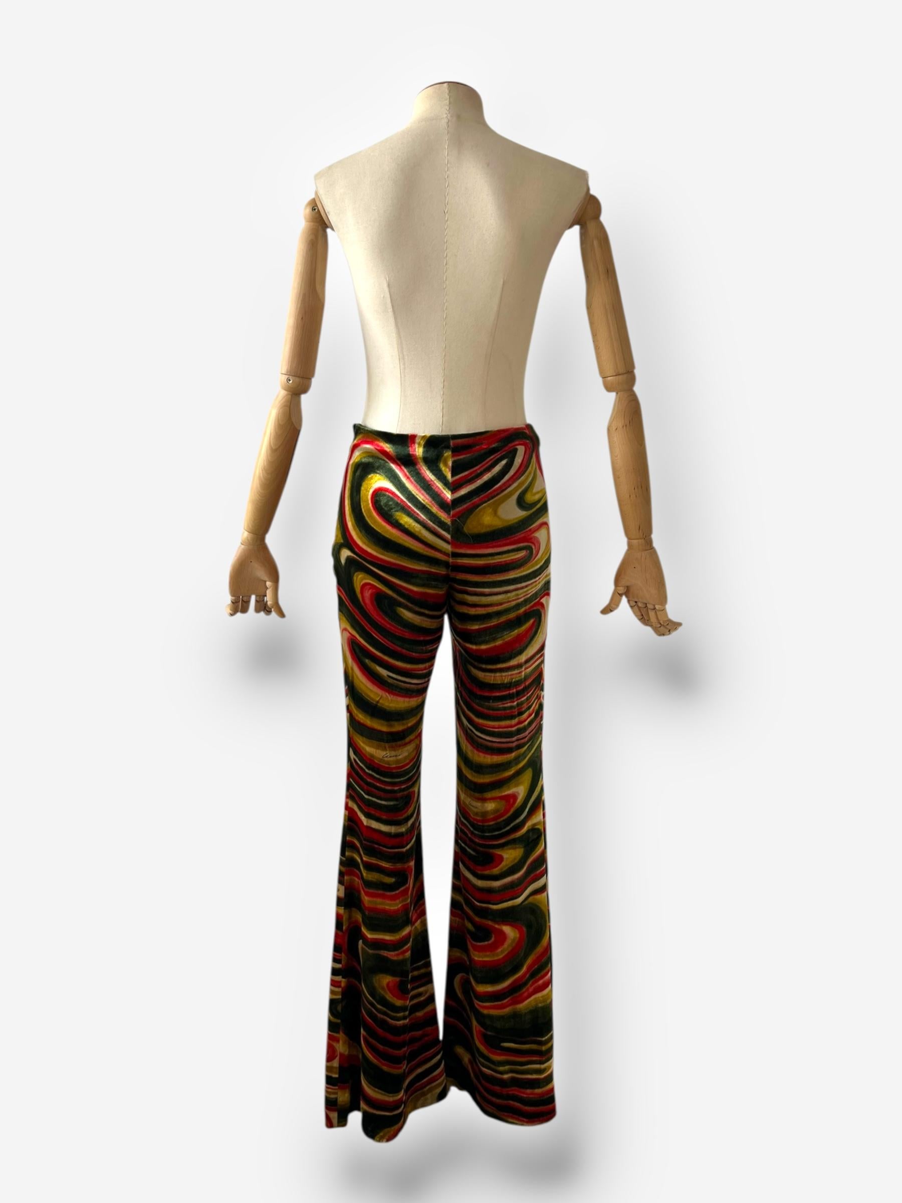 Gucci by Tom Ford 1999 F/W Runway Pantalon en velours imprimé tourbillon Pour femmes en vente