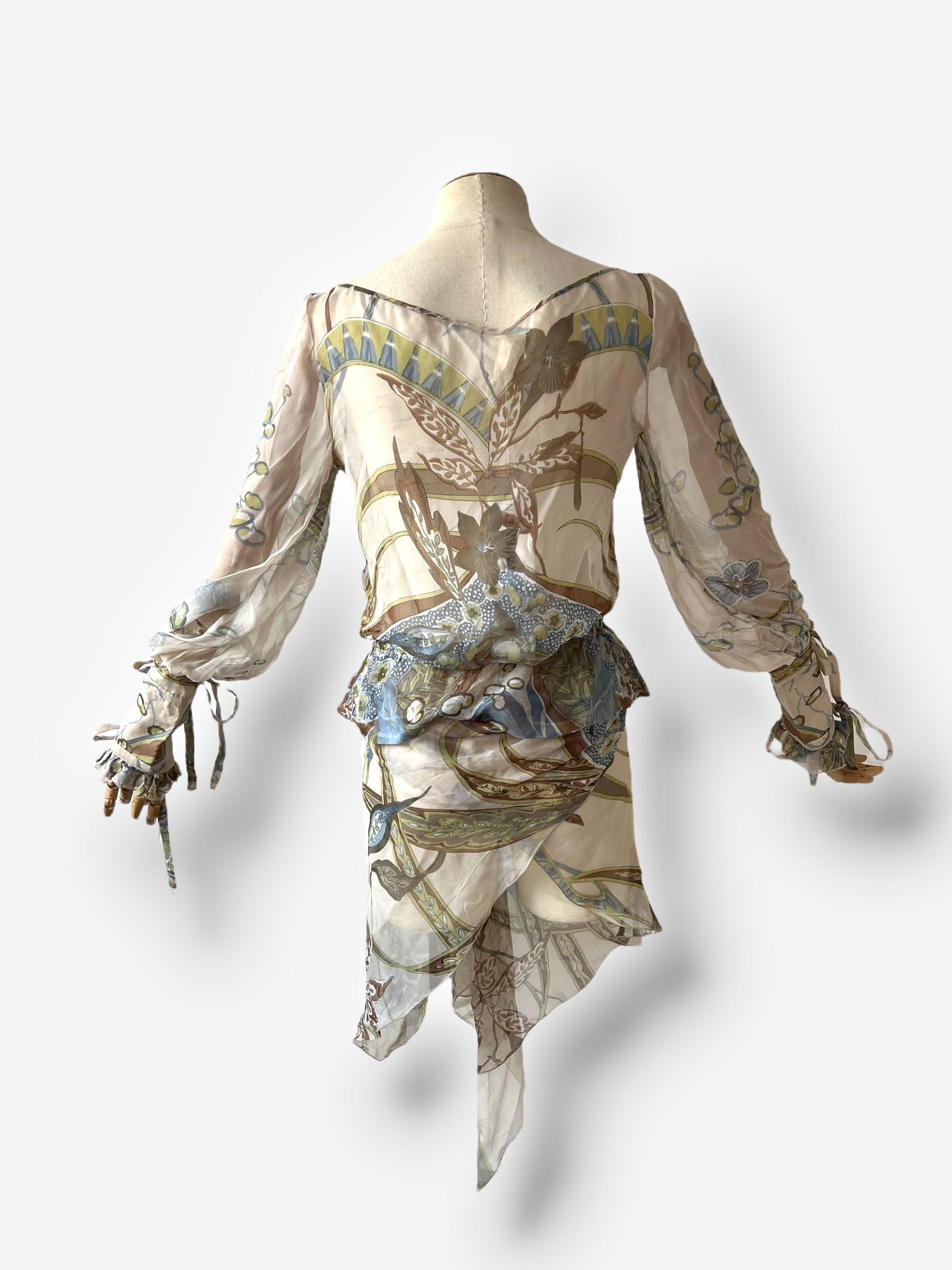 Ensemble top et foulard en soie imprimée Valentino, circa early 2000s (c. 2003) en vente 4