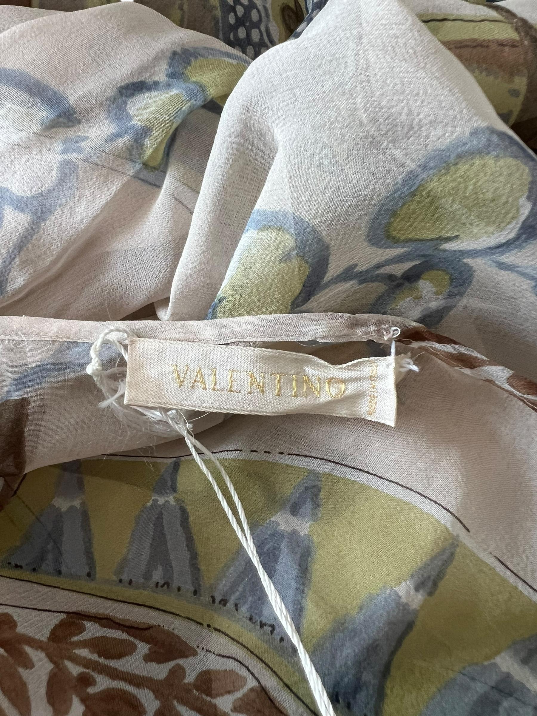 Ensemble top et foulard en soie imprimée Valentino, circa early 2000s (c. 2003) en vente 7
