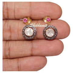 Boucles d'oreilles pendantes en argent sterling avec rubis ronds certifiés naturels et véritables diamants non taillés