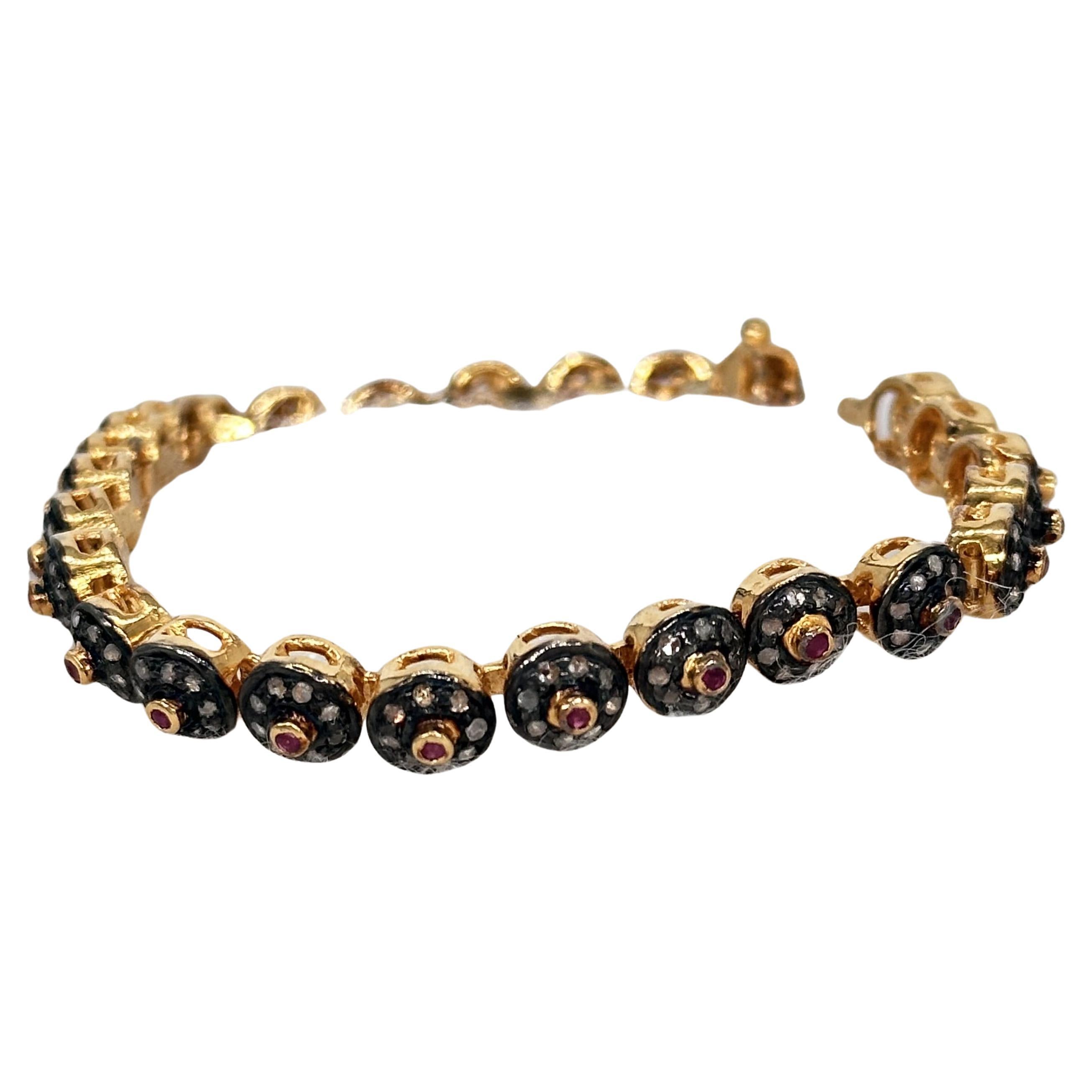 Zertifiziertes Silberarmband mit natürlichen Diamanten im Rosenschliff Rubin Gelbgold vergoldet Silber im Angebot