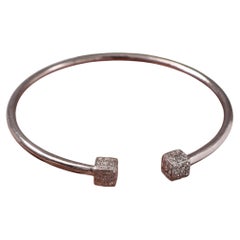 Designer-Armband im Handfessel-Stil aus oxidiertem Silber mit echten Diamanten im Pave-Setting
