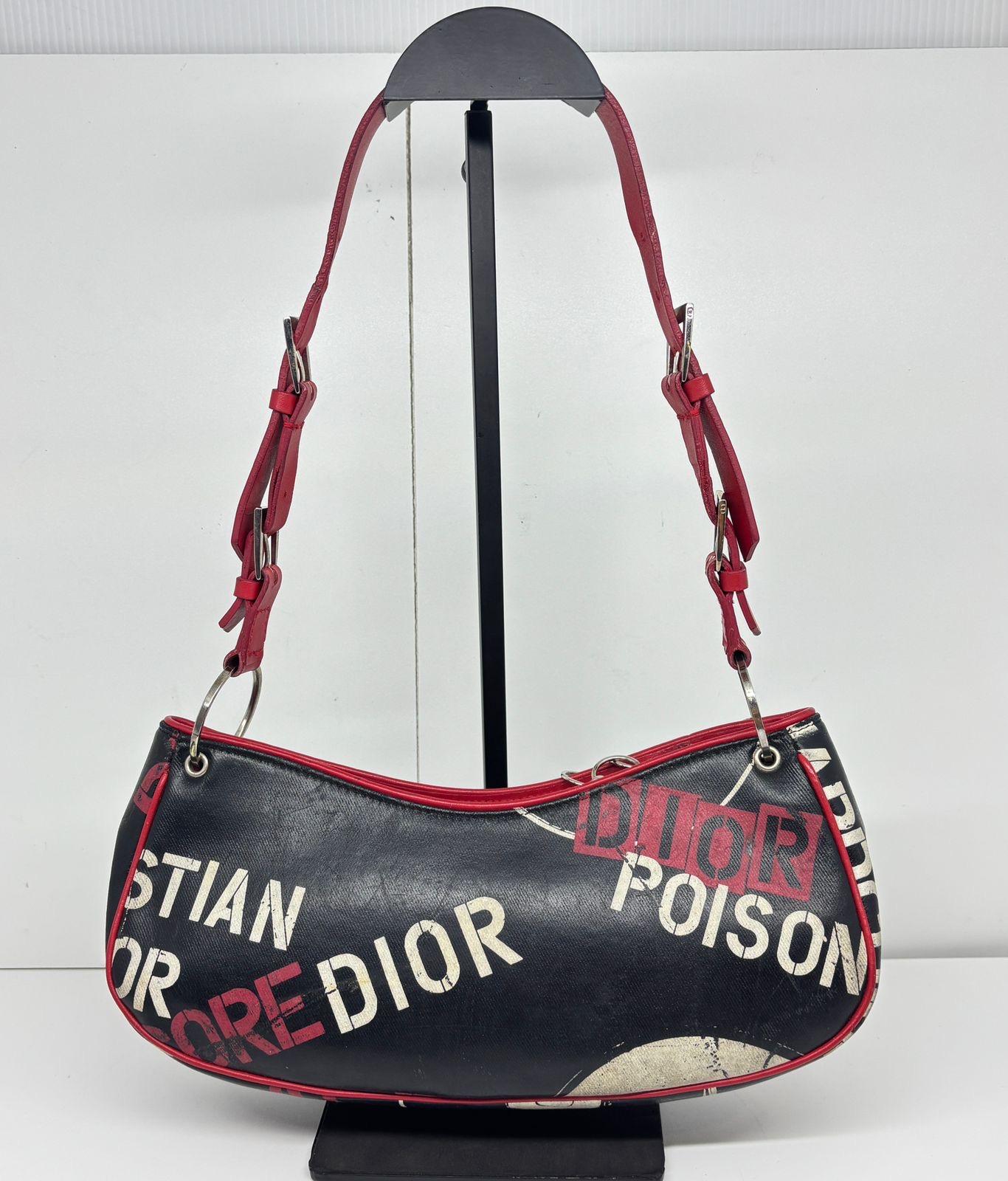 Rare Christian Dior John Galliano Black Hardcore Piercing Shoulder Pochette en vente 1