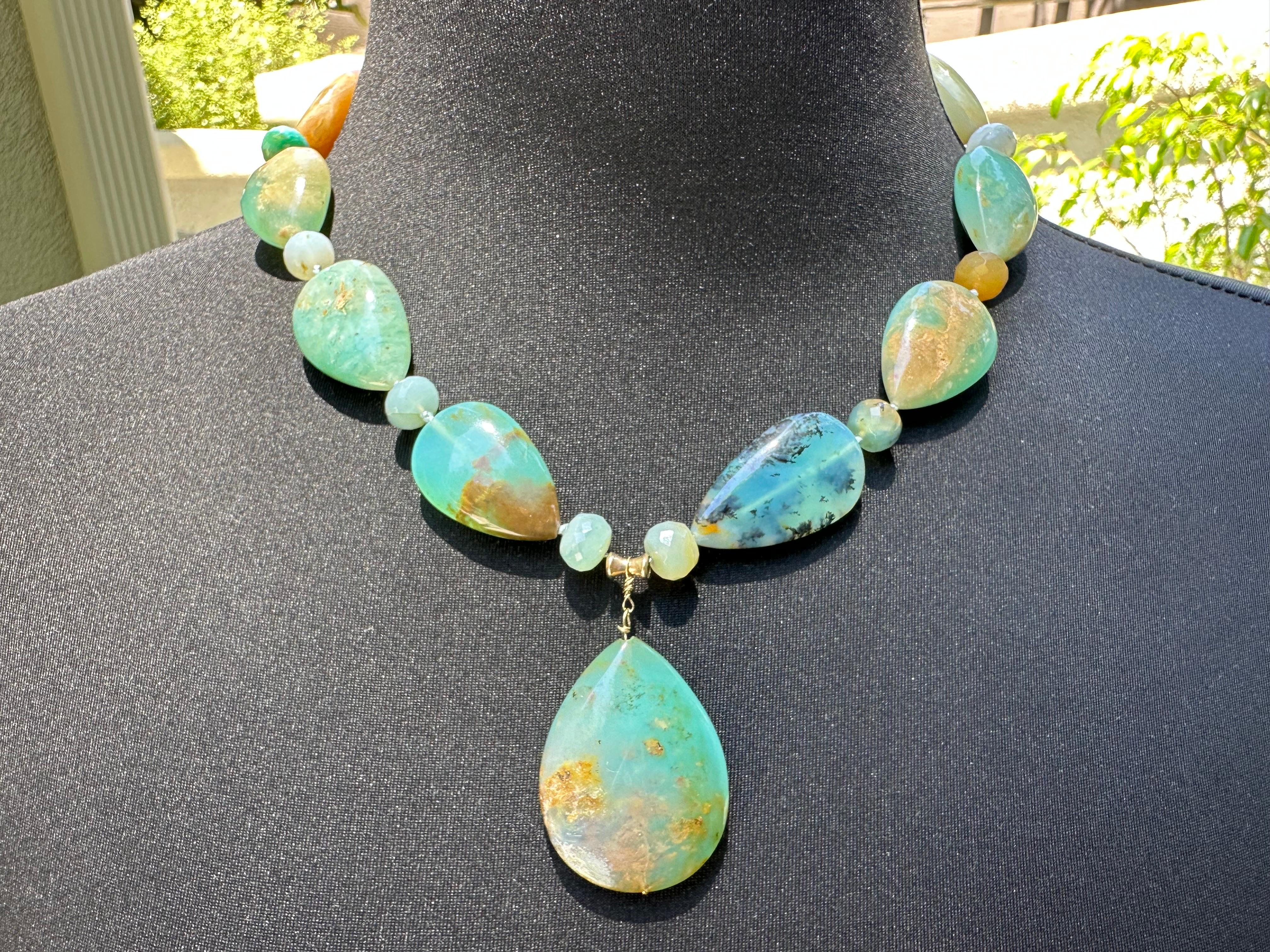 Women's Rare Blue Green Peruvian Opals Teardrop Collar Necklace 18KT, 14KT Gold  For Sale