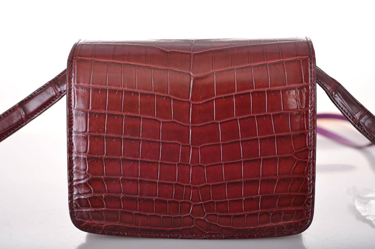 HERMES CELINE CROCODILE BURGUNDY Bag BOX FLAP BAG CROSS BODY Janefinds In New Condition In NYC Tri-State/Miami, NY