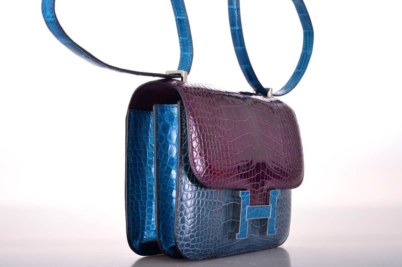 L@@K HERMES CONSTANCE BAG ALLIGATOR 18cm CASSIS BLUE IZMIR BLUE TEMPETE 1