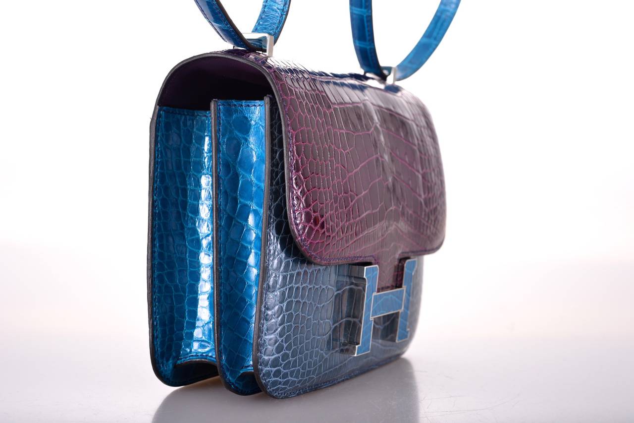 Women's L@@K HERMES CONSTANCE BAG ALLIGATOR 18cm CASSIS BLUE IZMIR BLUE TEMPETE