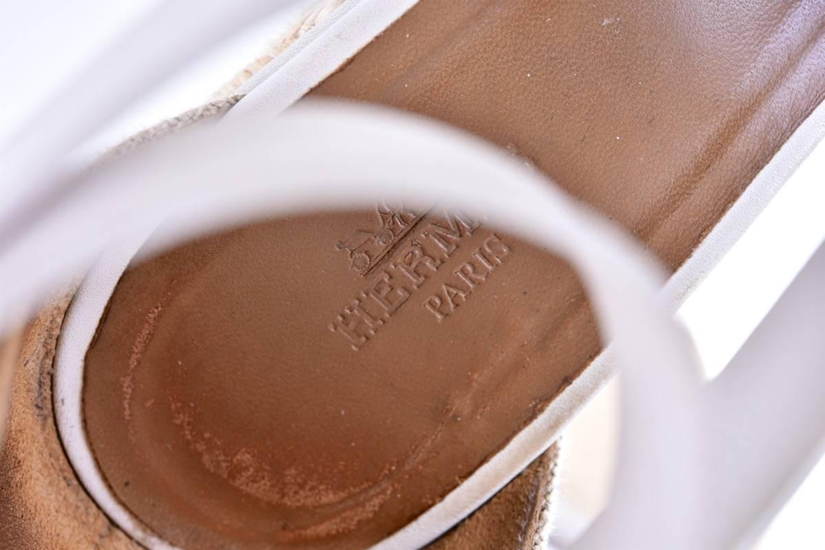 Hermes White and Beige Espadrille Chunky Wedge Pre-loved JaneFinds In Excellent Condition In NYC Tri-State/Miami, NY