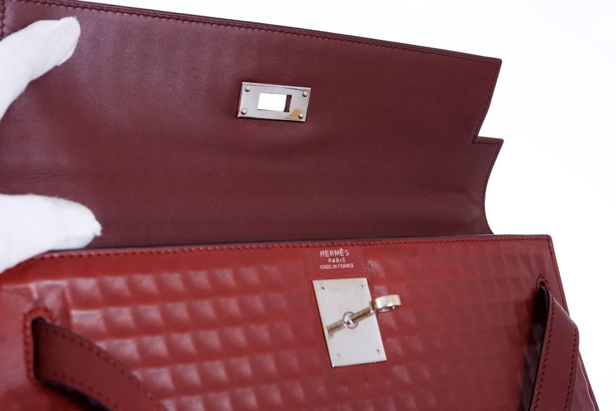 Hermes Kelly 32cm Rouge H Waffle Sellier Palladium Hardware - Extraordinary! In Excellent Condition For Sale In NYC Tri-State/Miami, NY